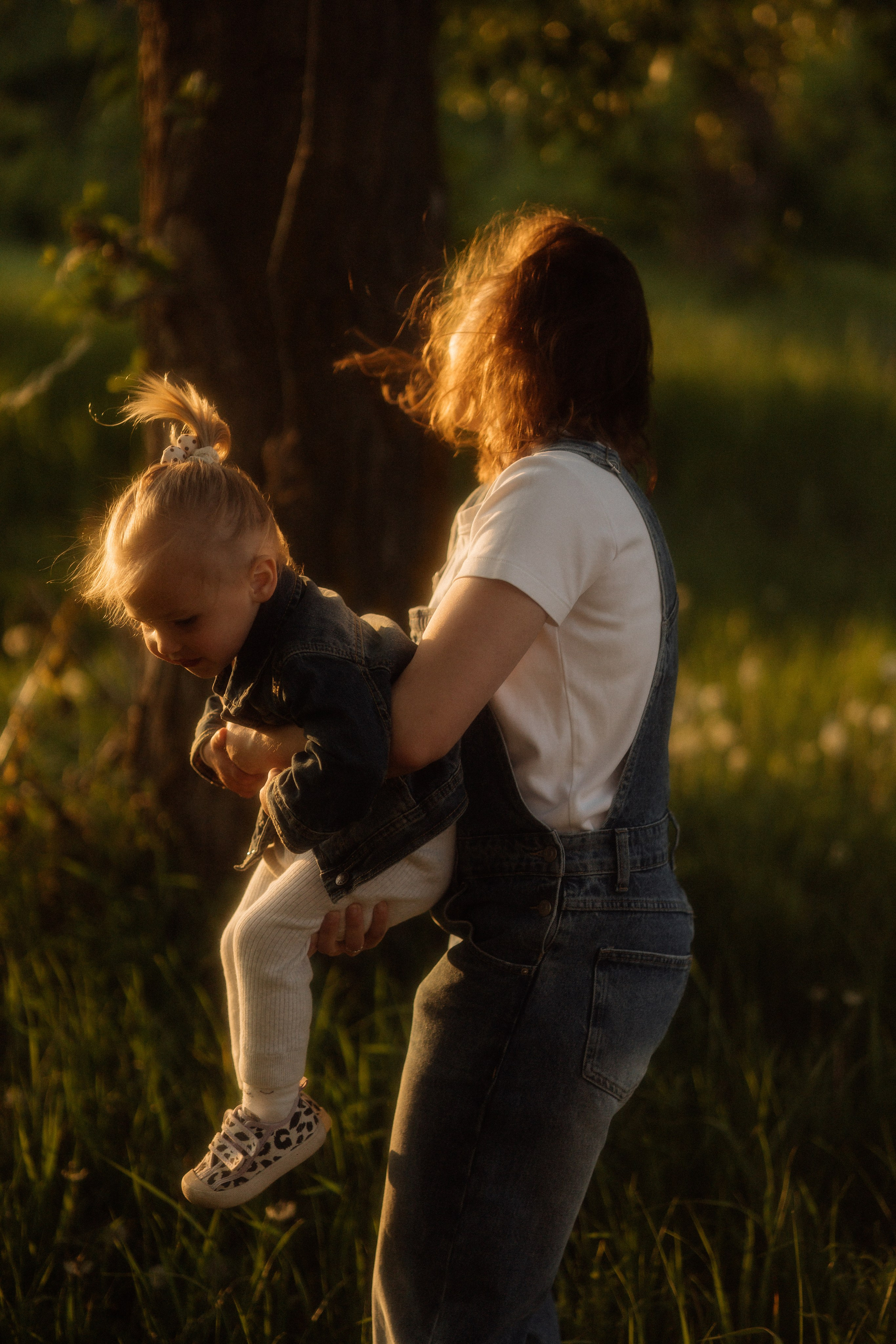 Оксана и Полина. Фотографирую семьи, любовь и женский портрет