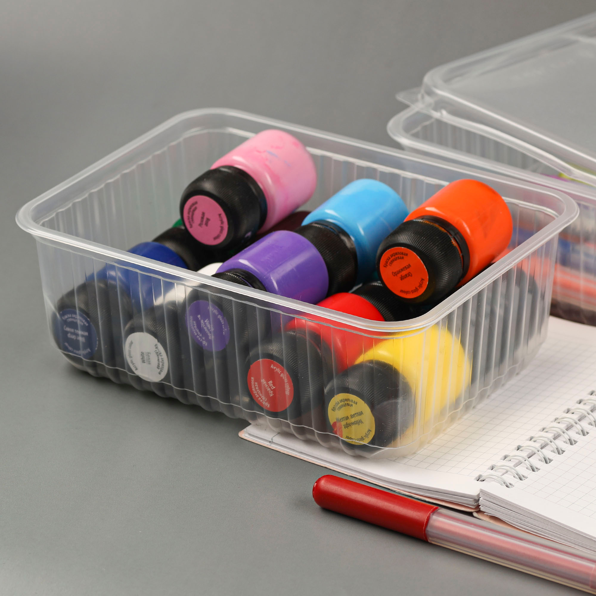 Одноразовые пластиковые контейнеры. Рекламный фотограф в Санкт-Петербурге Петр Дорошенко