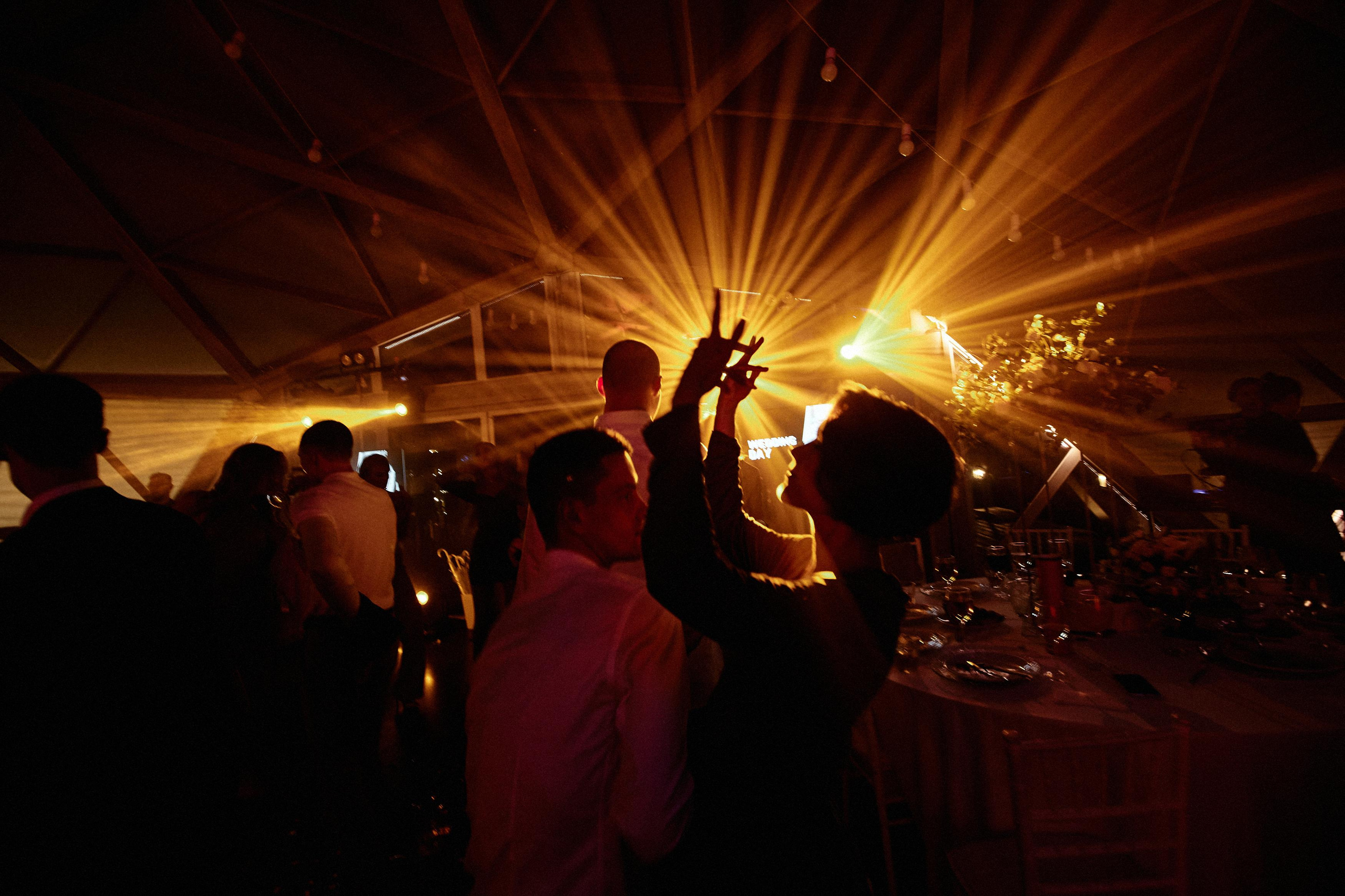 SHOW MUST GO ON. Дмитрий Мазуркевич: Профессиональный Репортажный Фотограф