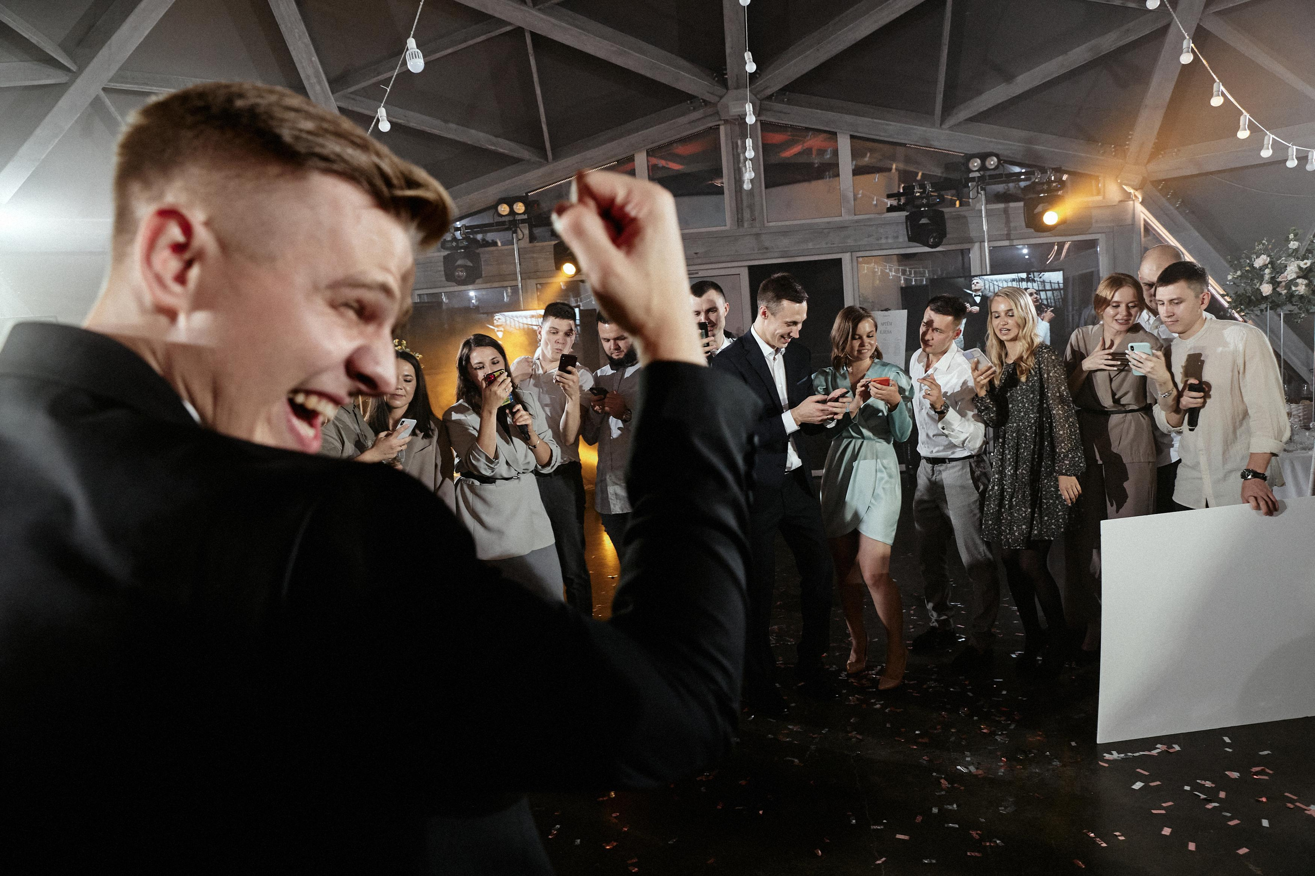 SHOW MUST GO ON. Дмитрий Мазуркевич: Профессиональный Репортажный Фотограф