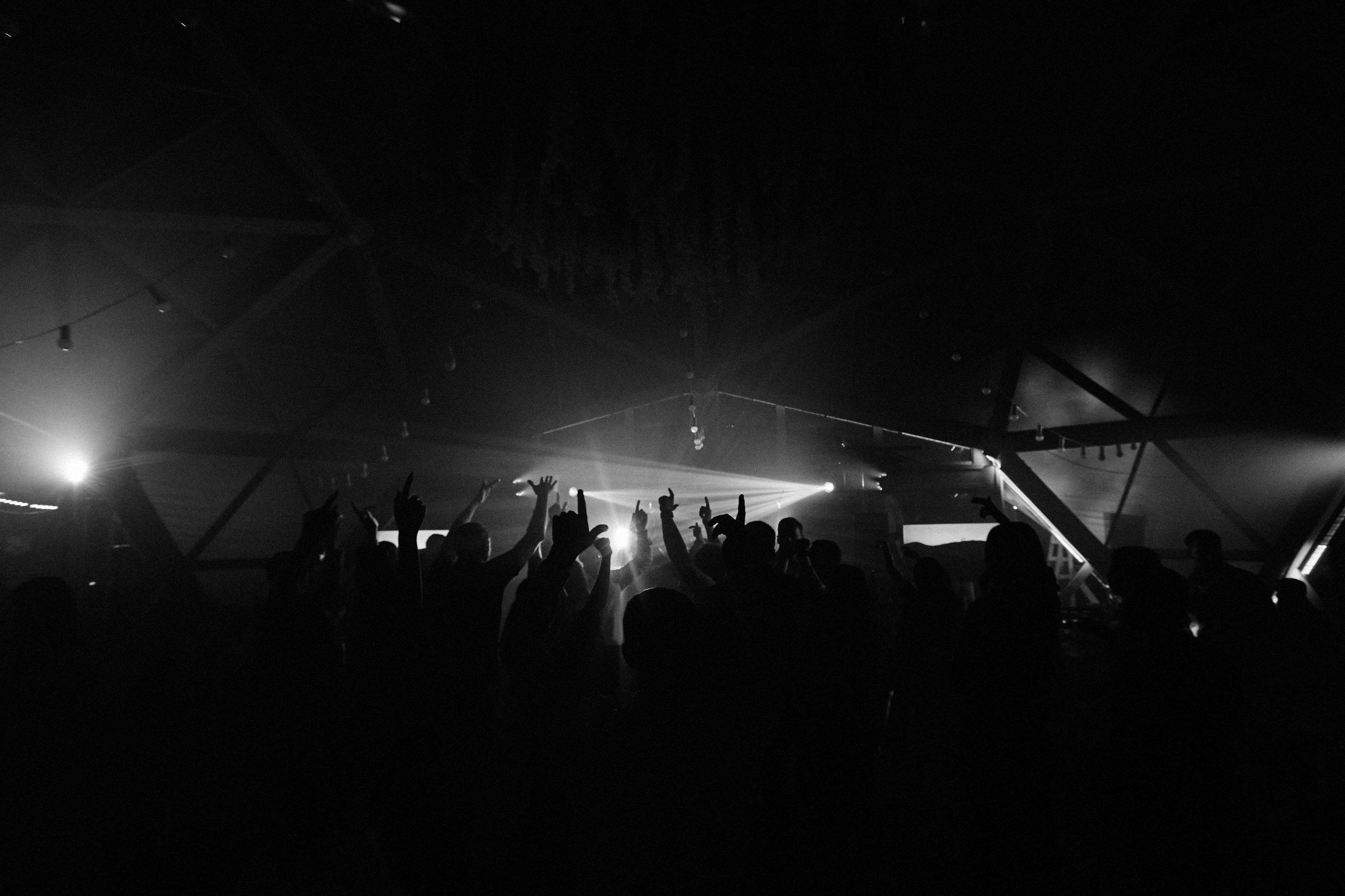 YOU ARE VENUS, I AM JUPITER. Дмитрий Мазуркевич: Профессиональный Репортажный Фотограф