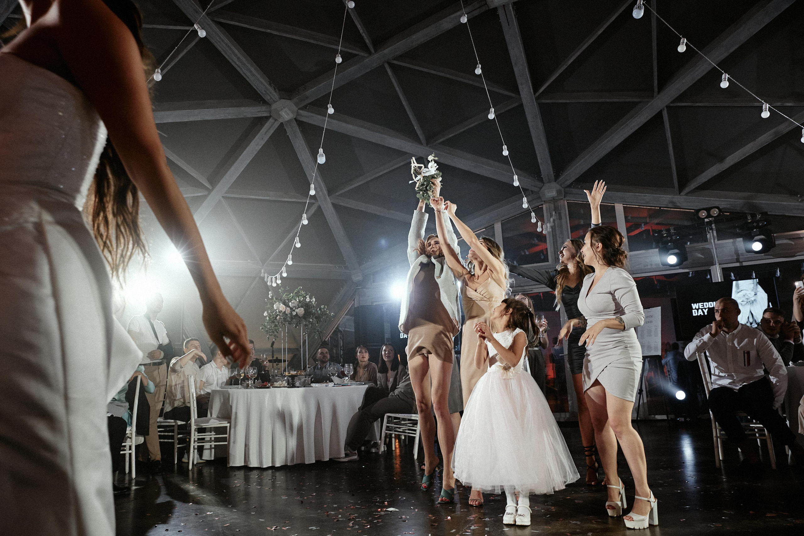 SHOW MUST GO ON. Дмитрий Мазуркевич: Профессиональный Репортажный Фотограф