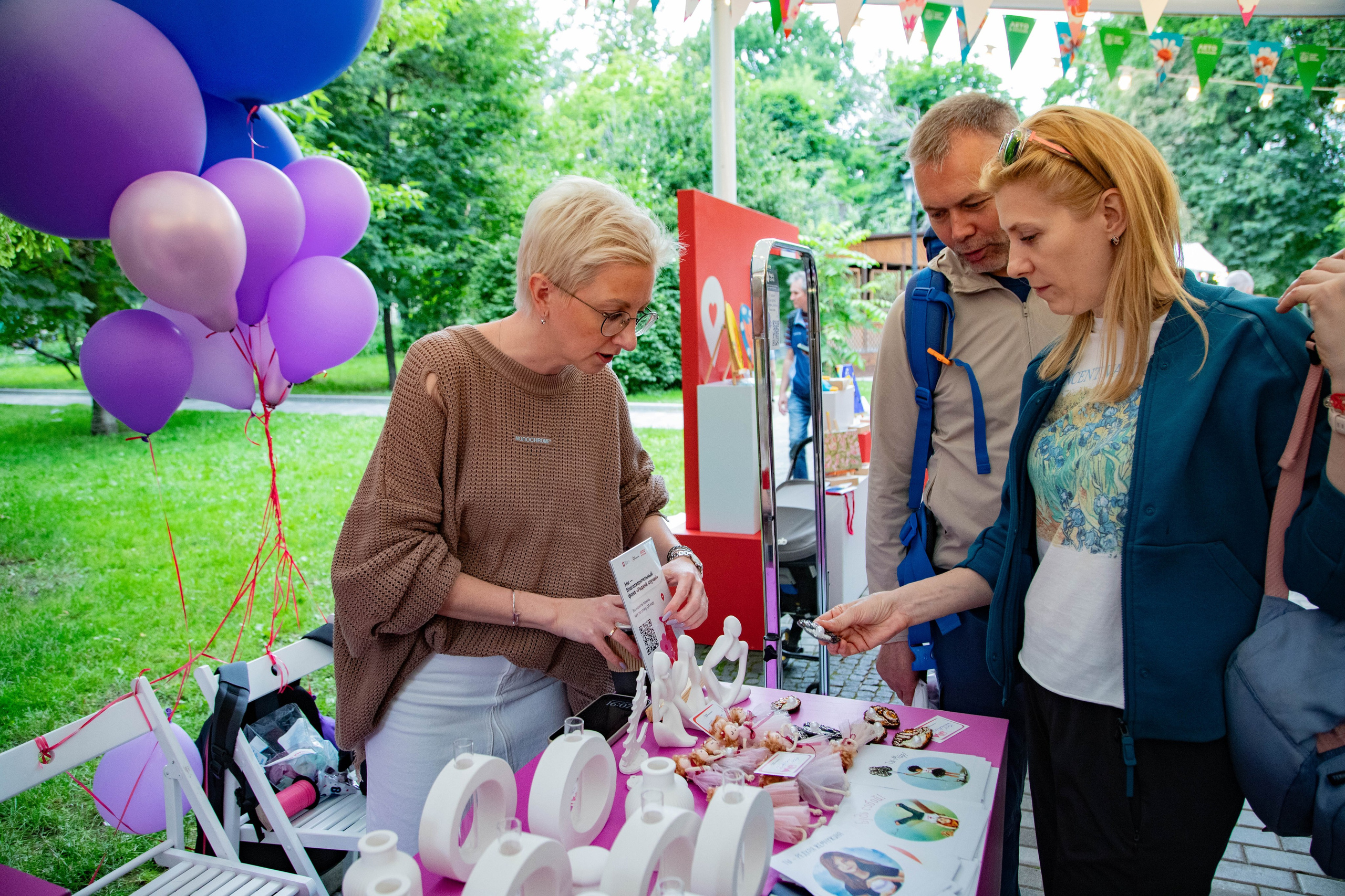 Съемка для благотворительного фонда. Женский фотограф в Москве Рина Леонтьева