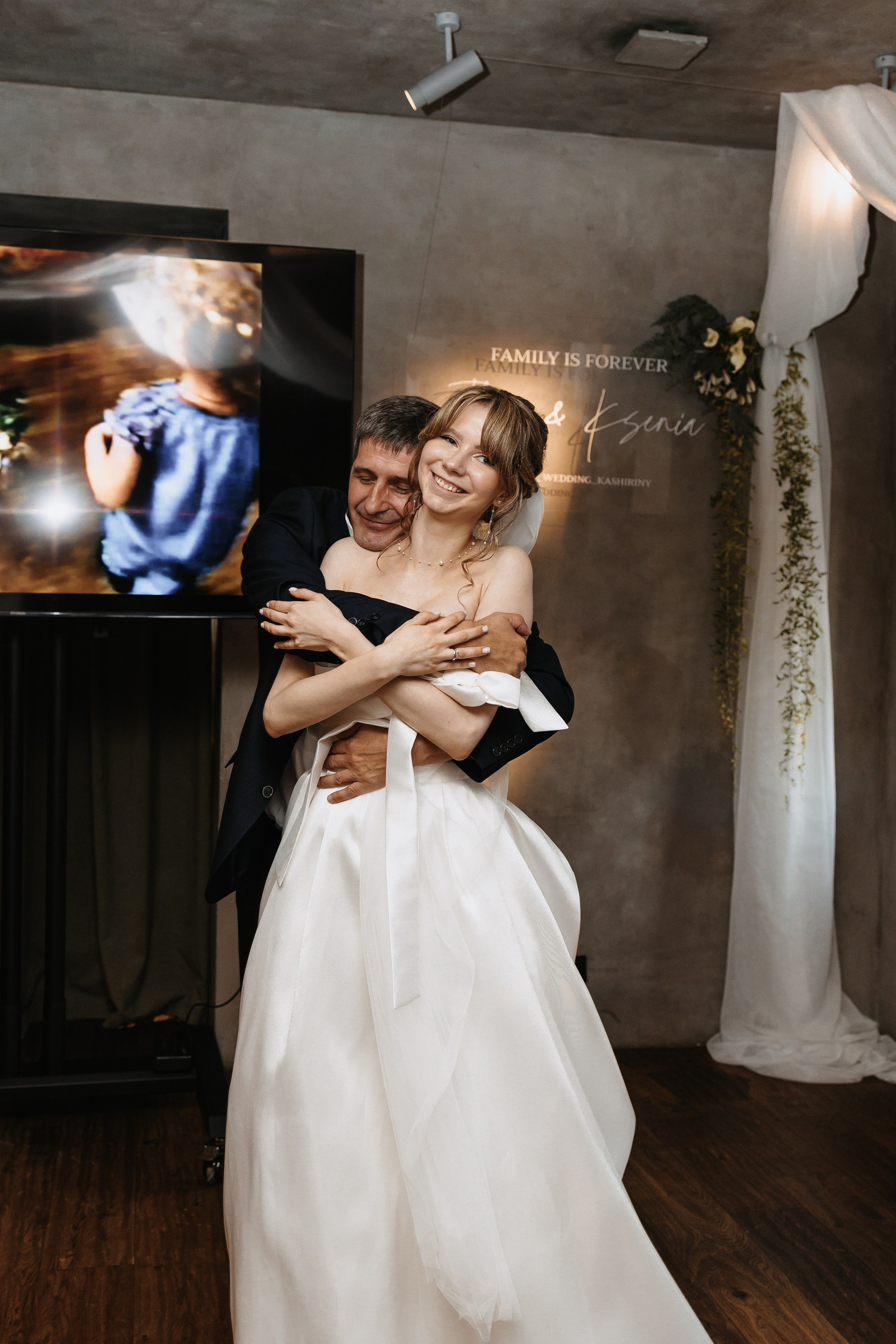 Илья и Ксюша (2024). Свадебный и семейный фотограф в Москве Яна Шувалова