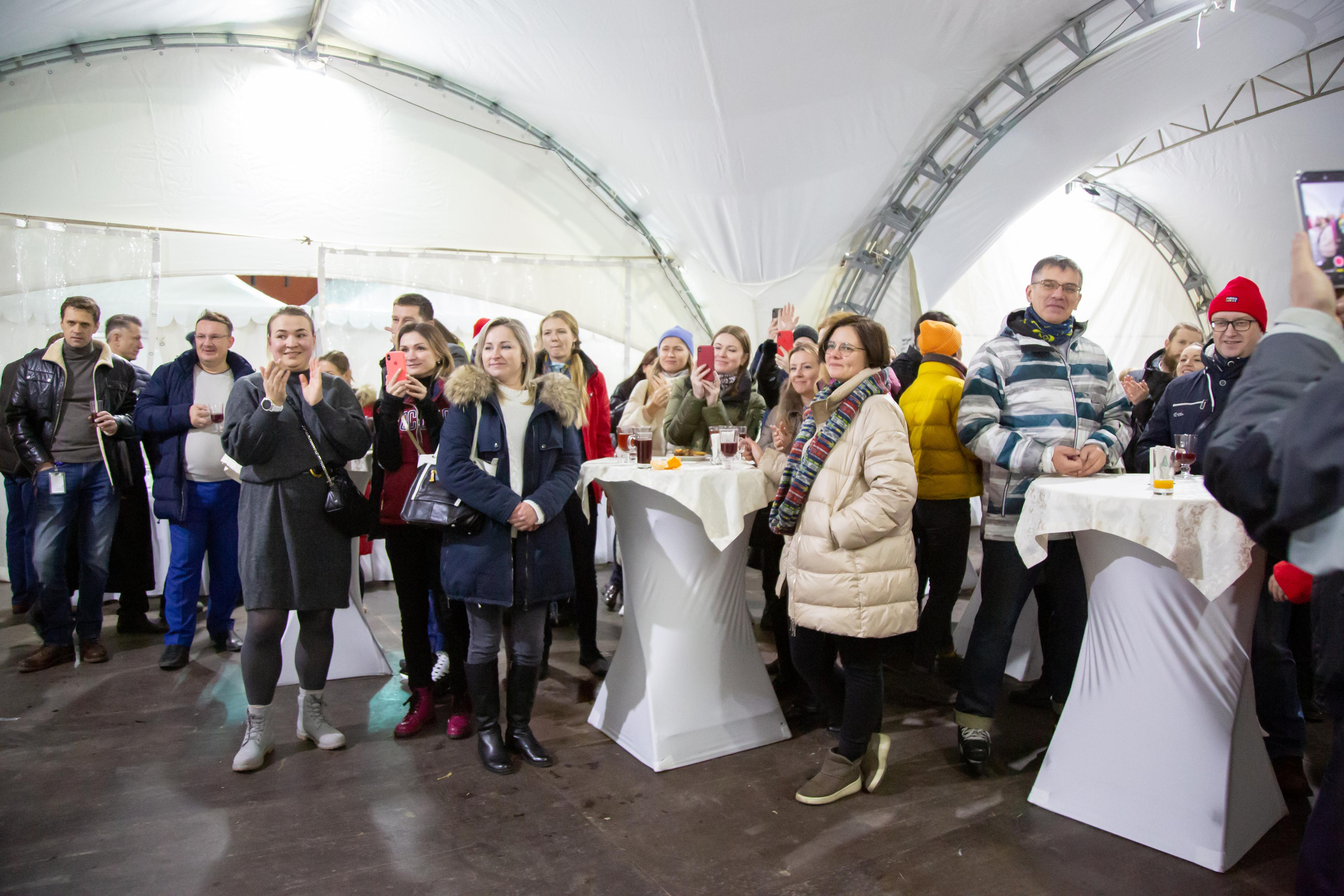 Тимбилдинг на катке. Фотограф Сонкина Татьяна