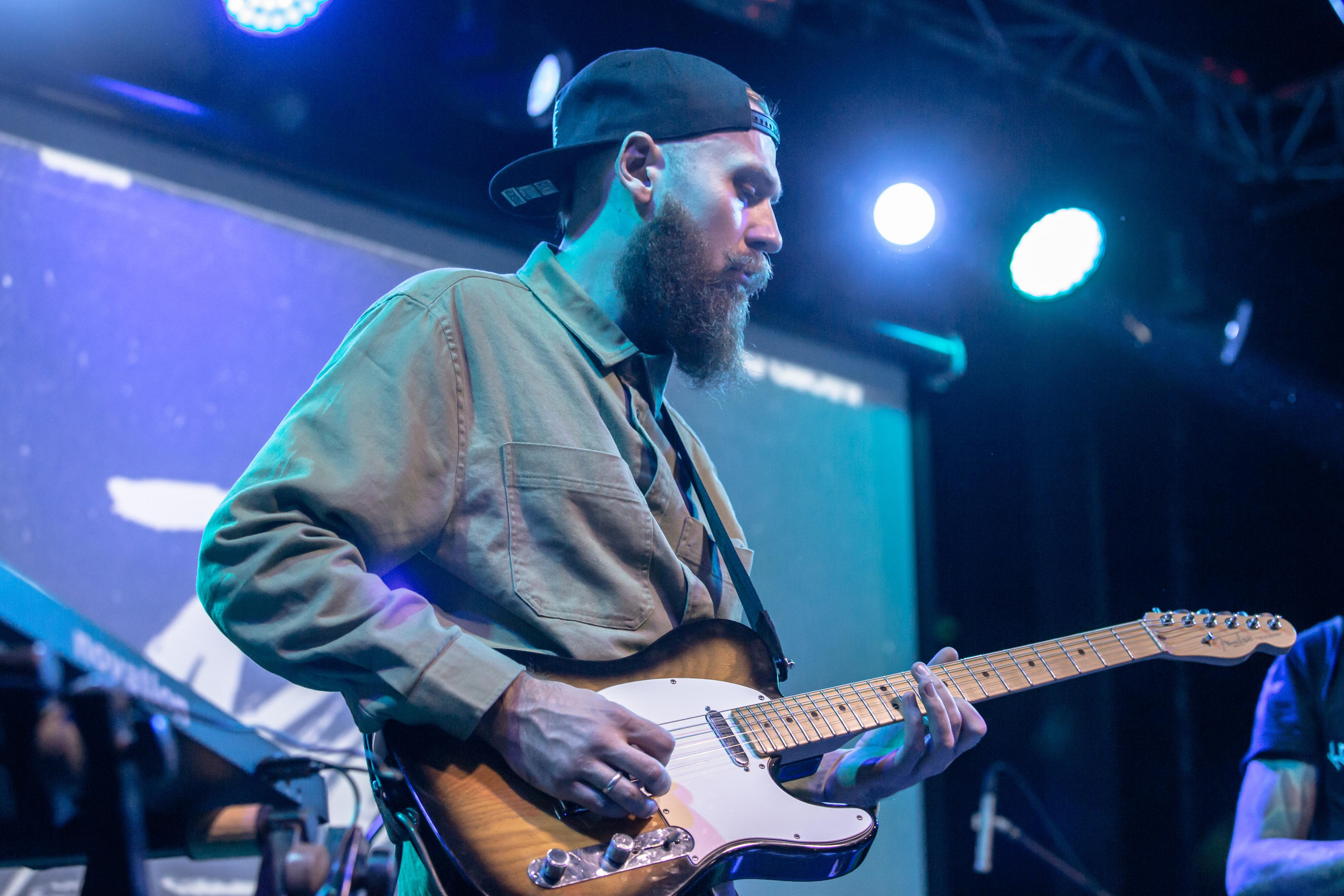 Дороги Меняют Цвет