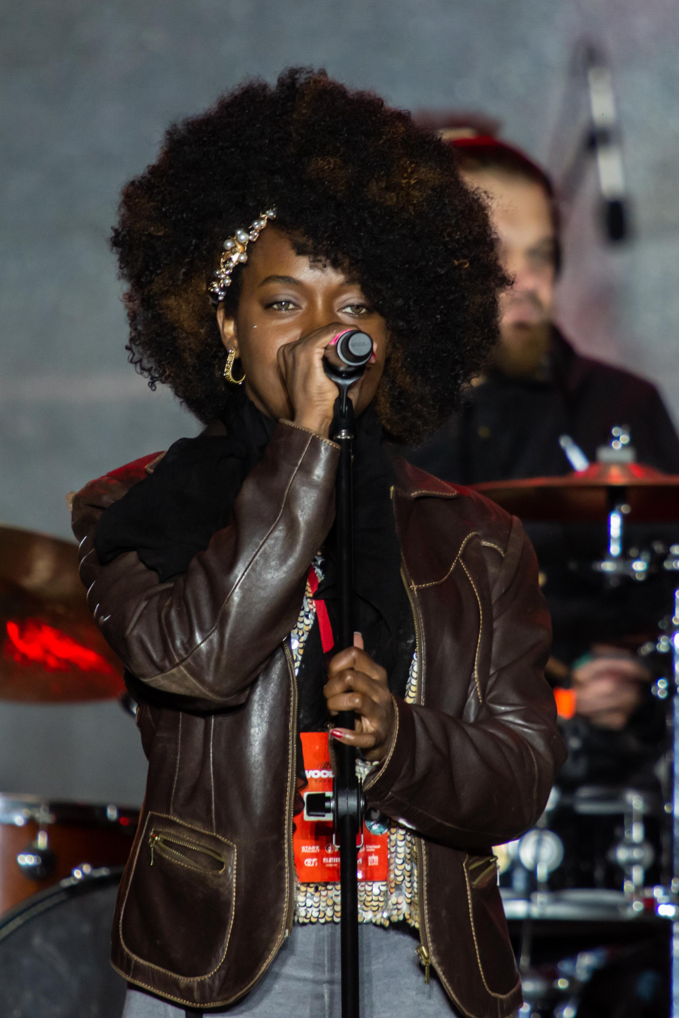 Karmen Moxi & Second Frenzy