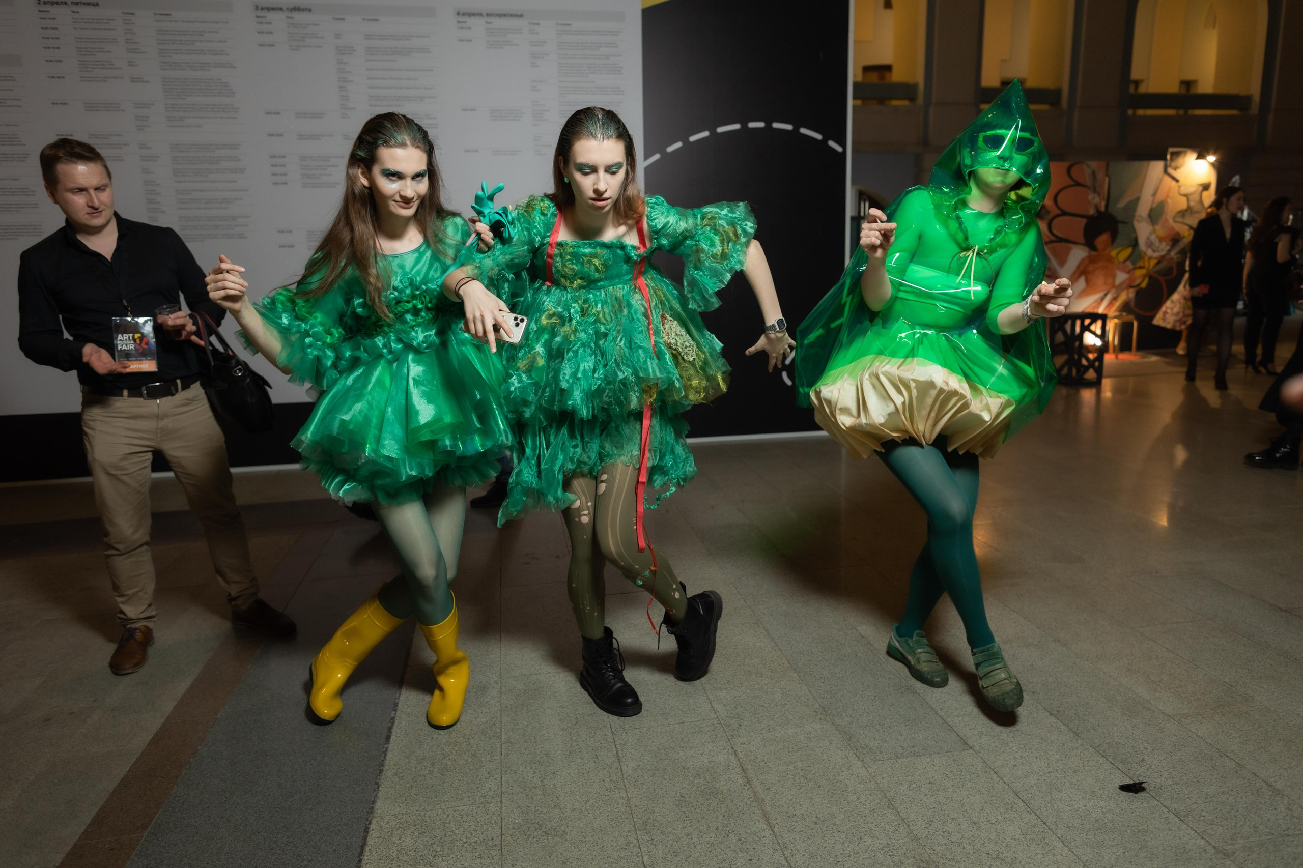 Выставка. Свадебный и репортажный фотограф в Москве и Московской области