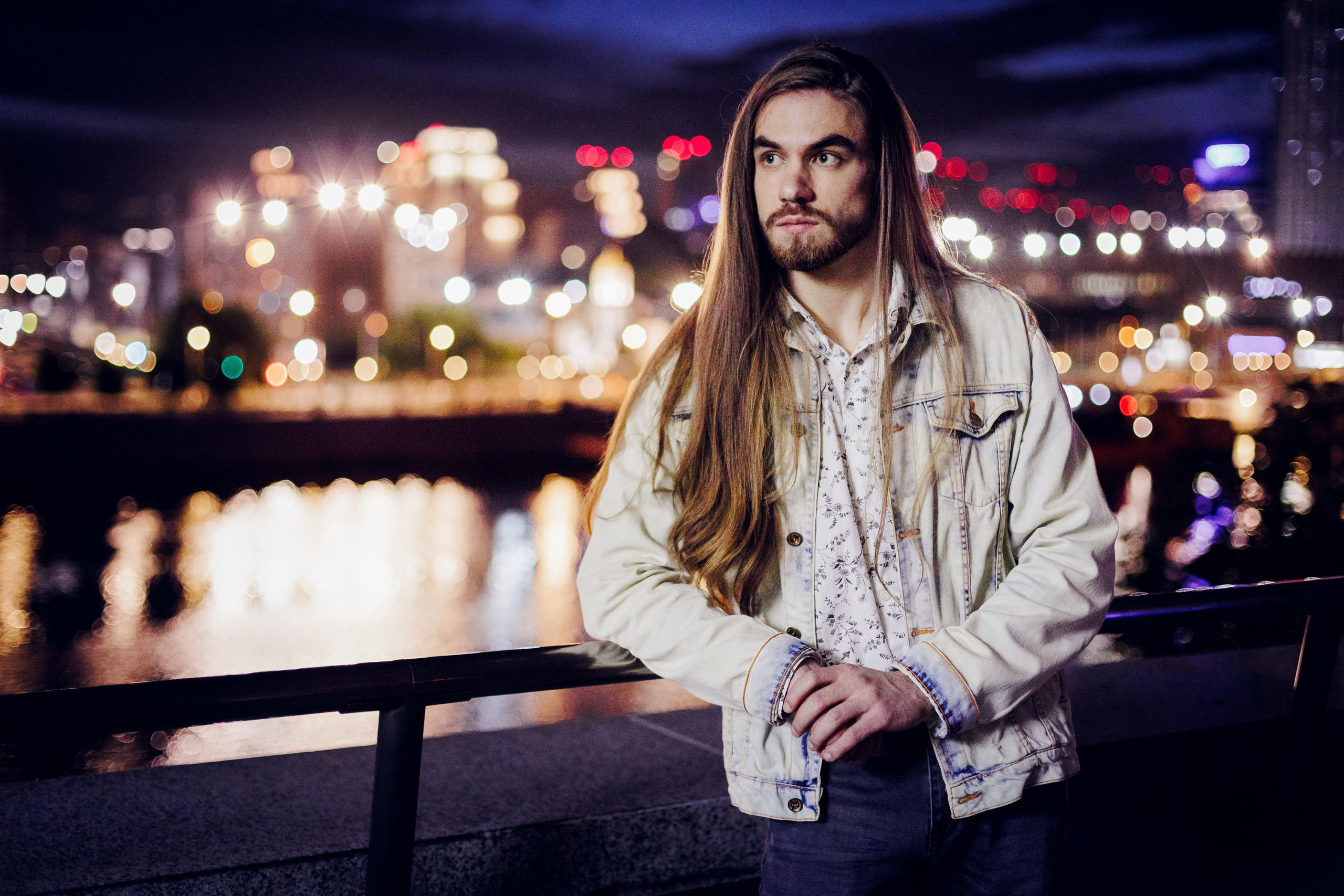 Мужской городской портрет. Свадебный и репортажный фотограф в Москве и Московской области