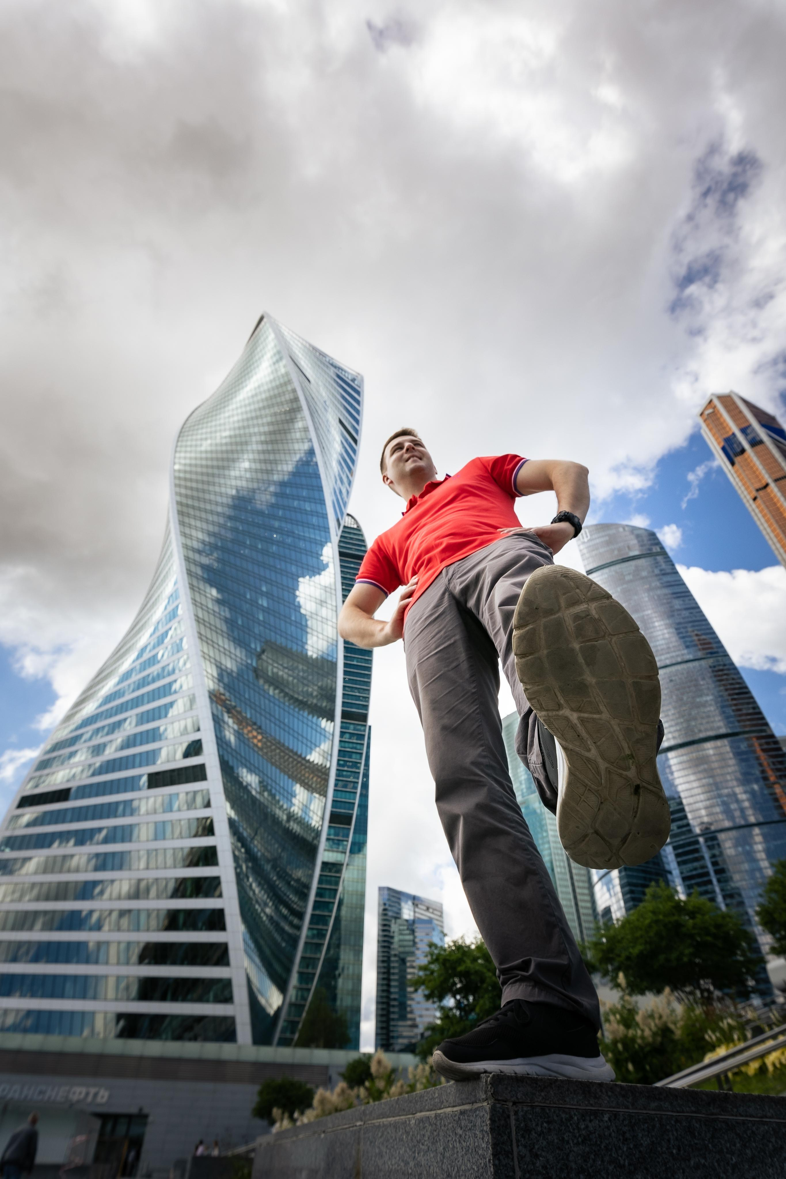 Мужской городской портрет. Свадебный и репортажный фотограф в Москве и Московской области