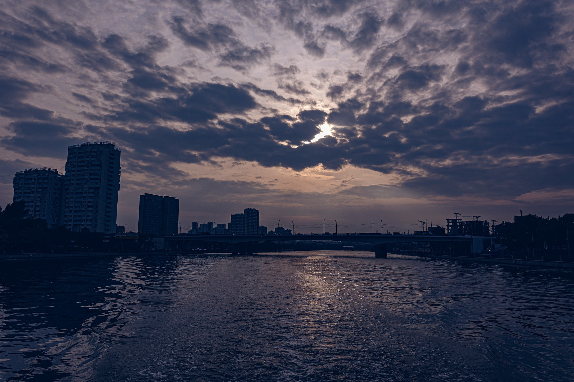 Небо. Свадебный и репортажный фотограф в Москве и Московской области