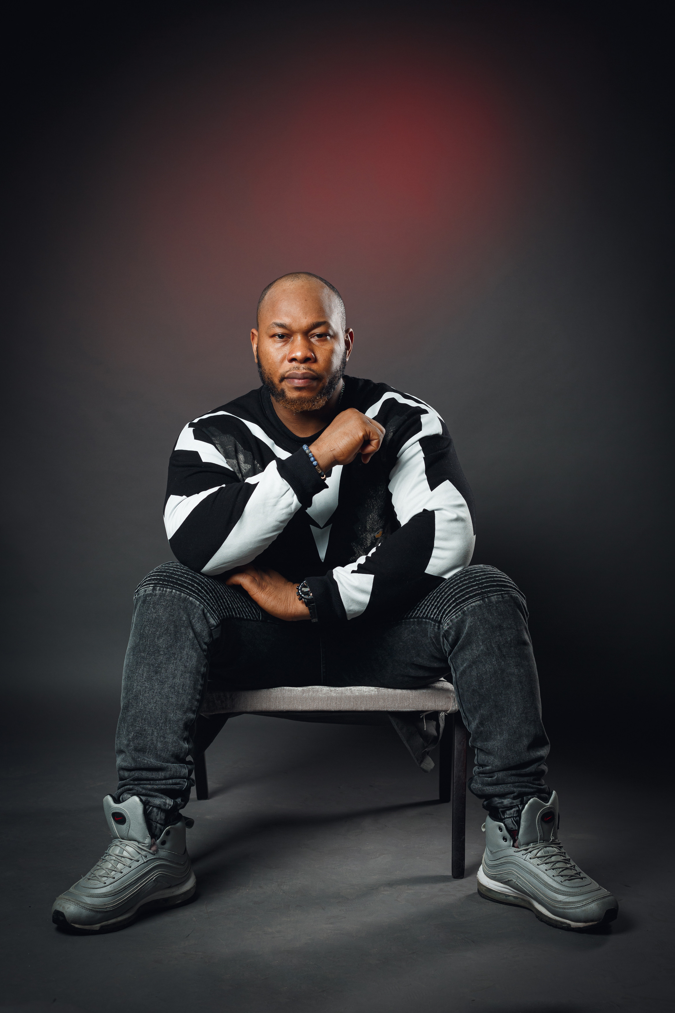 Мужской портрет в студии. Свадебный и репортажный фотограф в Москве и Московской области