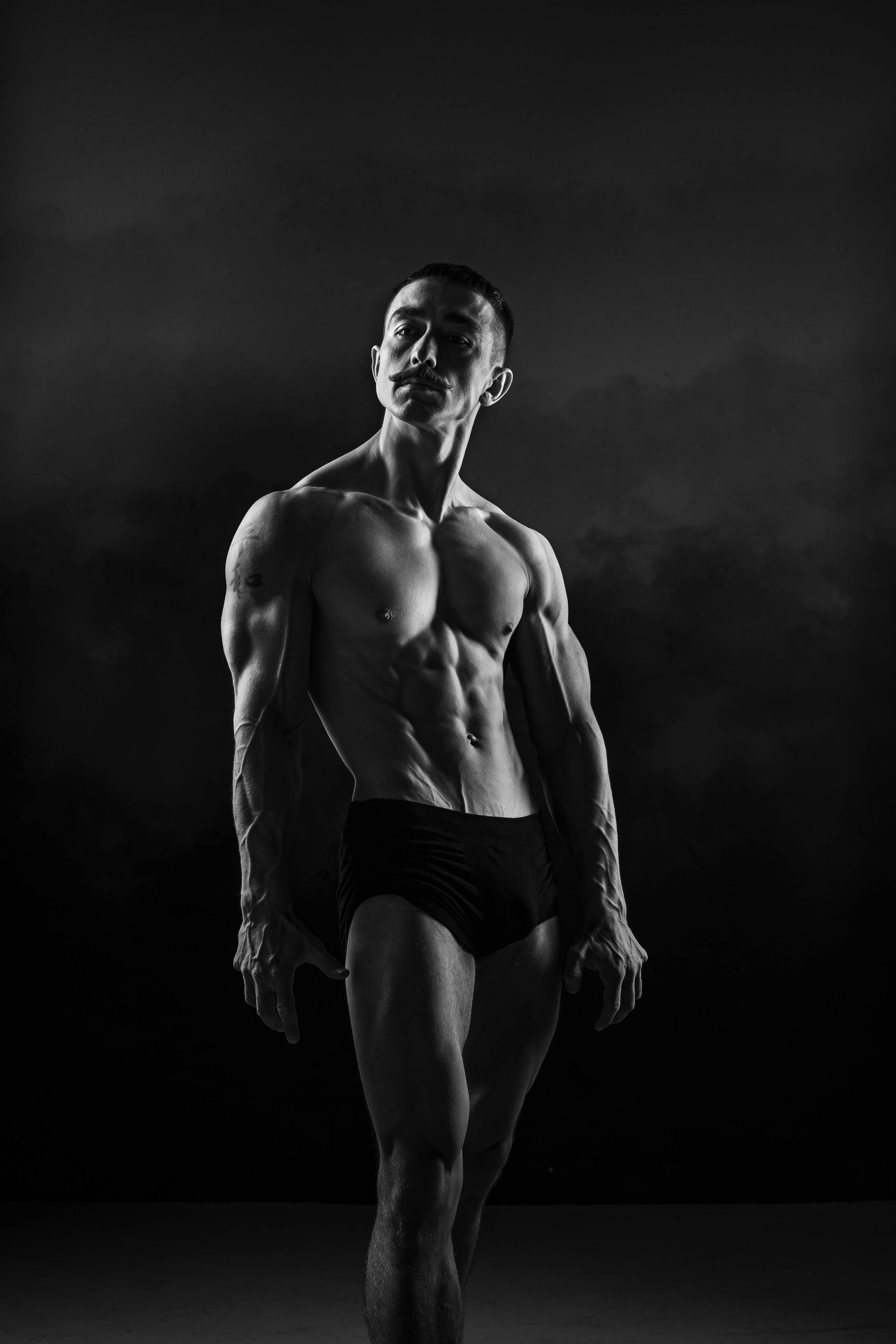 Мужской скульптурный портрет. Свадебный и репортажный фотограф в Москве и Московской области