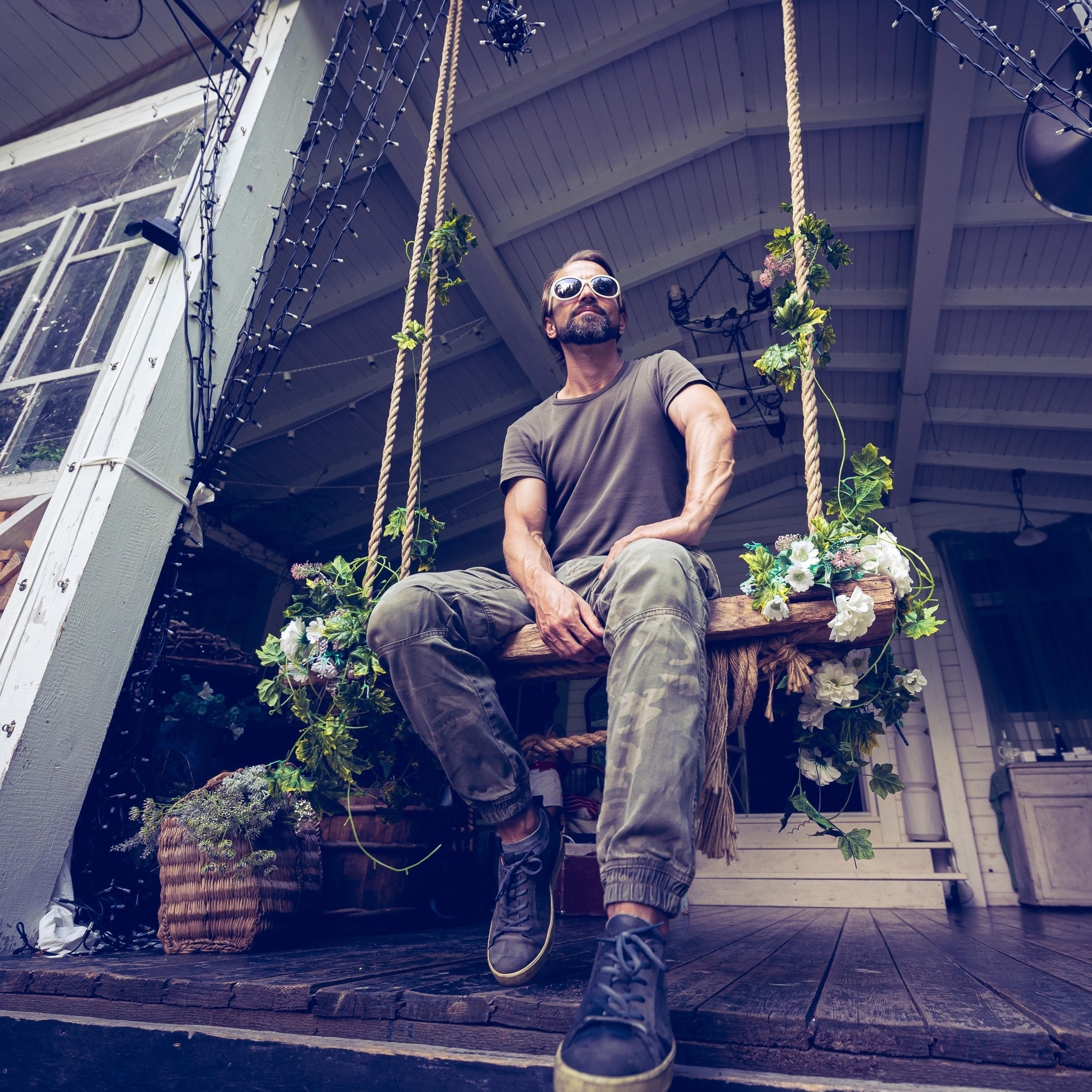 Мужской творческий портрет. Свадебный и репортажный фотограф в Москве и Московской области