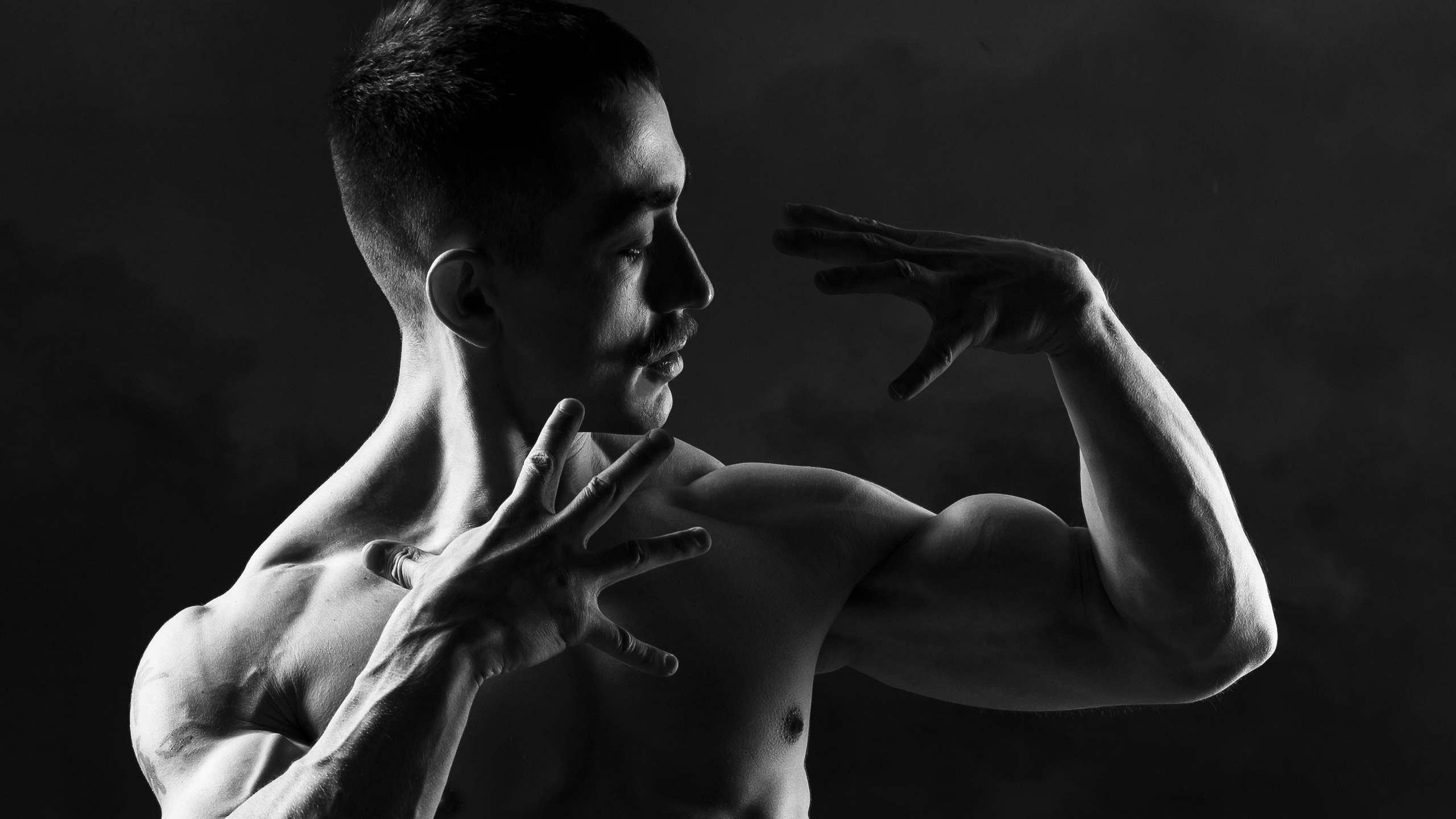 Мужской ЧБ портрет. Свадебный и репортажный фотограф в Москве и Московской области