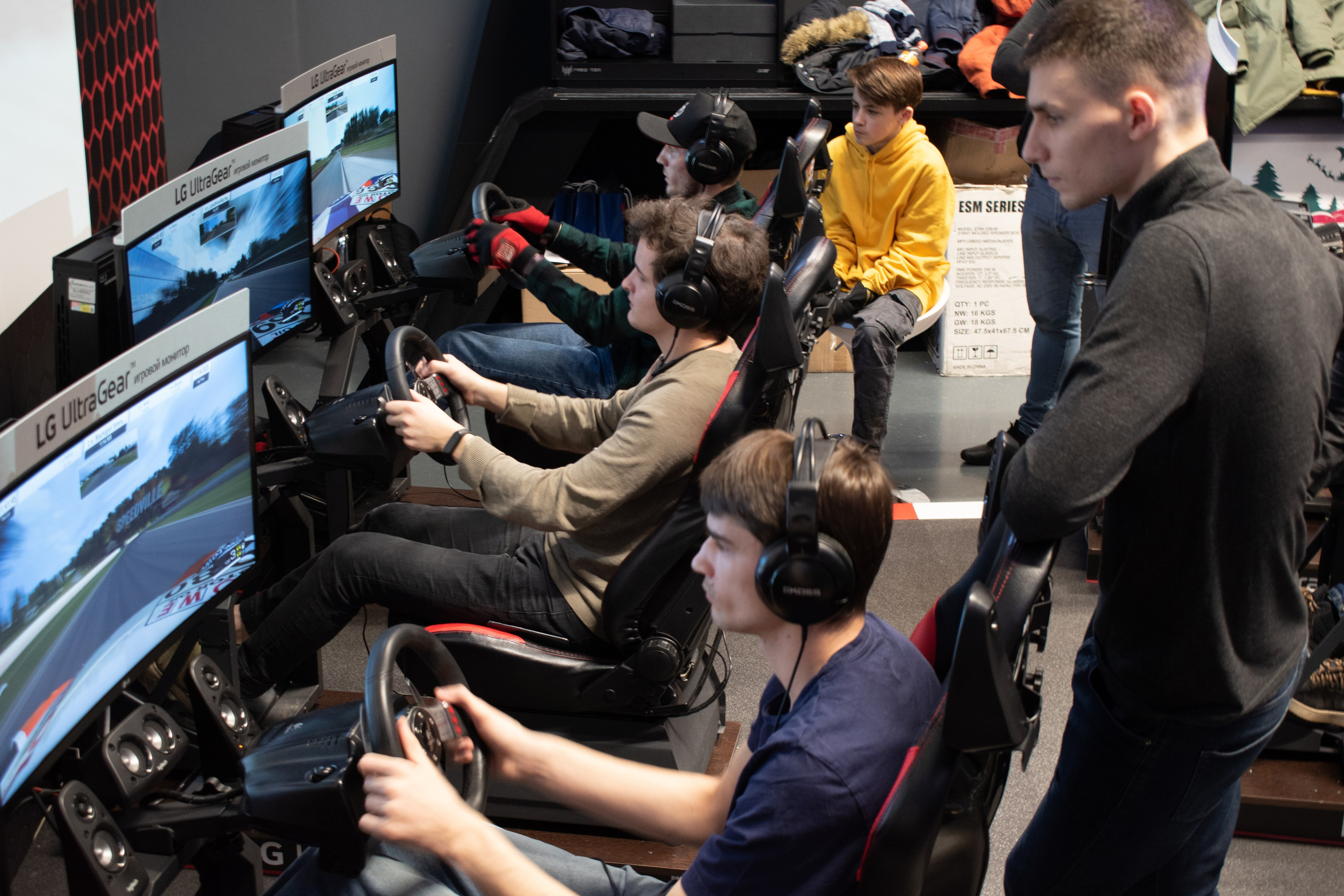 RaceRoom Endurance Challenge 2020: 1 Round — Road America. Репортажный фотограф Сыбер Мартти