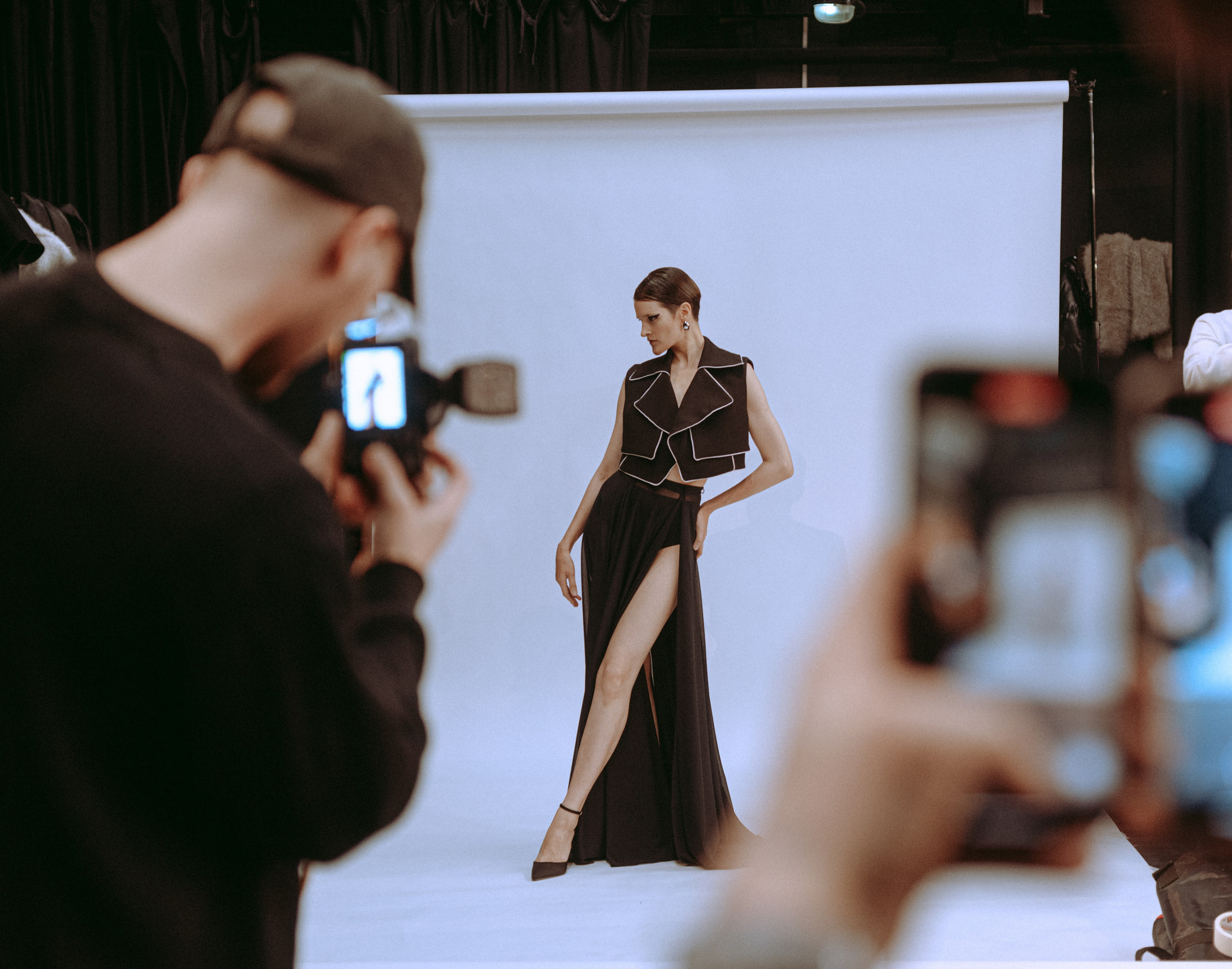 BACKSTAGE // SPBFW 24. Фотограф Элина Брусенцева