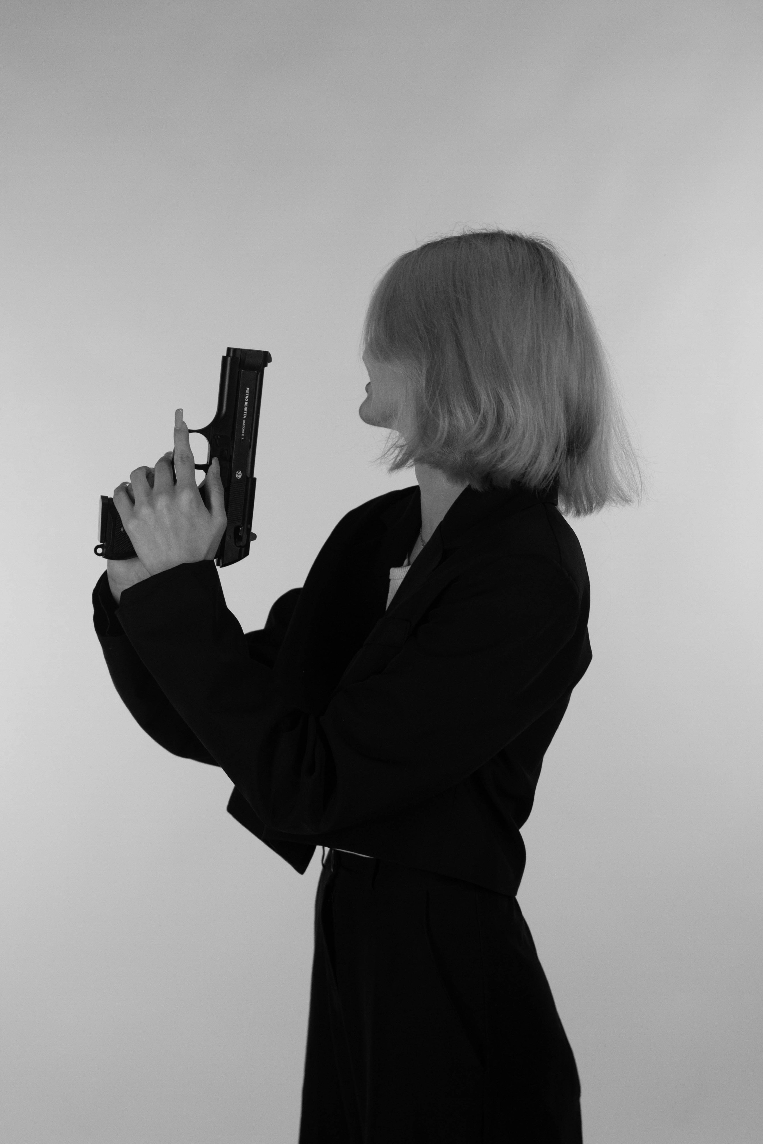 Лина фотостудия чб. Креативный фотограф Нижний Новгород Никита Корольков