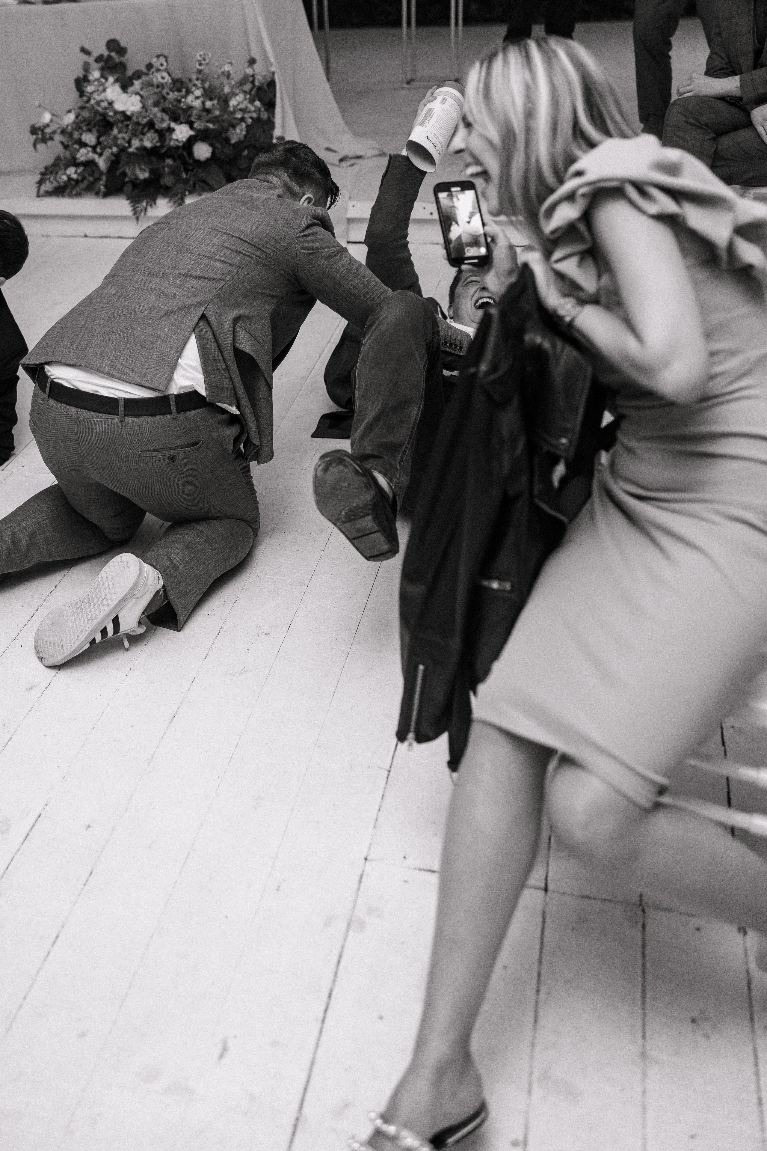 Свадебная церемония у воды. Свадебный фотограф и видеограф в Москве, Виктор Архилюк