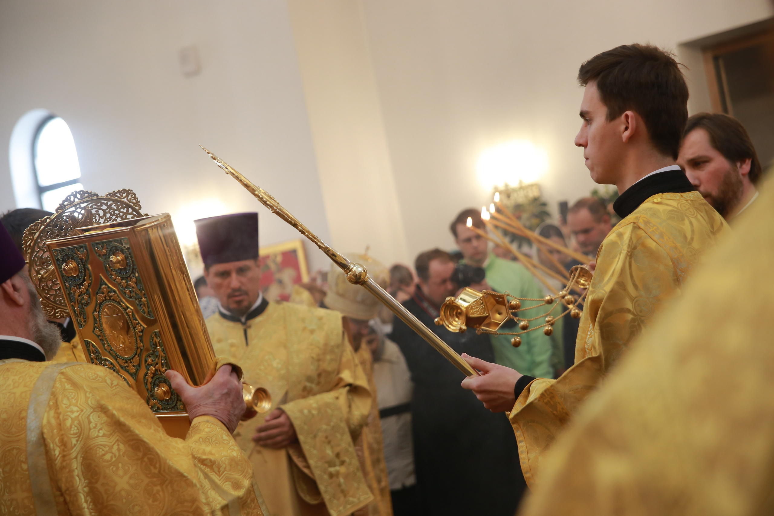 Освящение храма Алексия Мечева в Вешняках. Антонина Морозова, профессиональный семейный фотограф видеограф