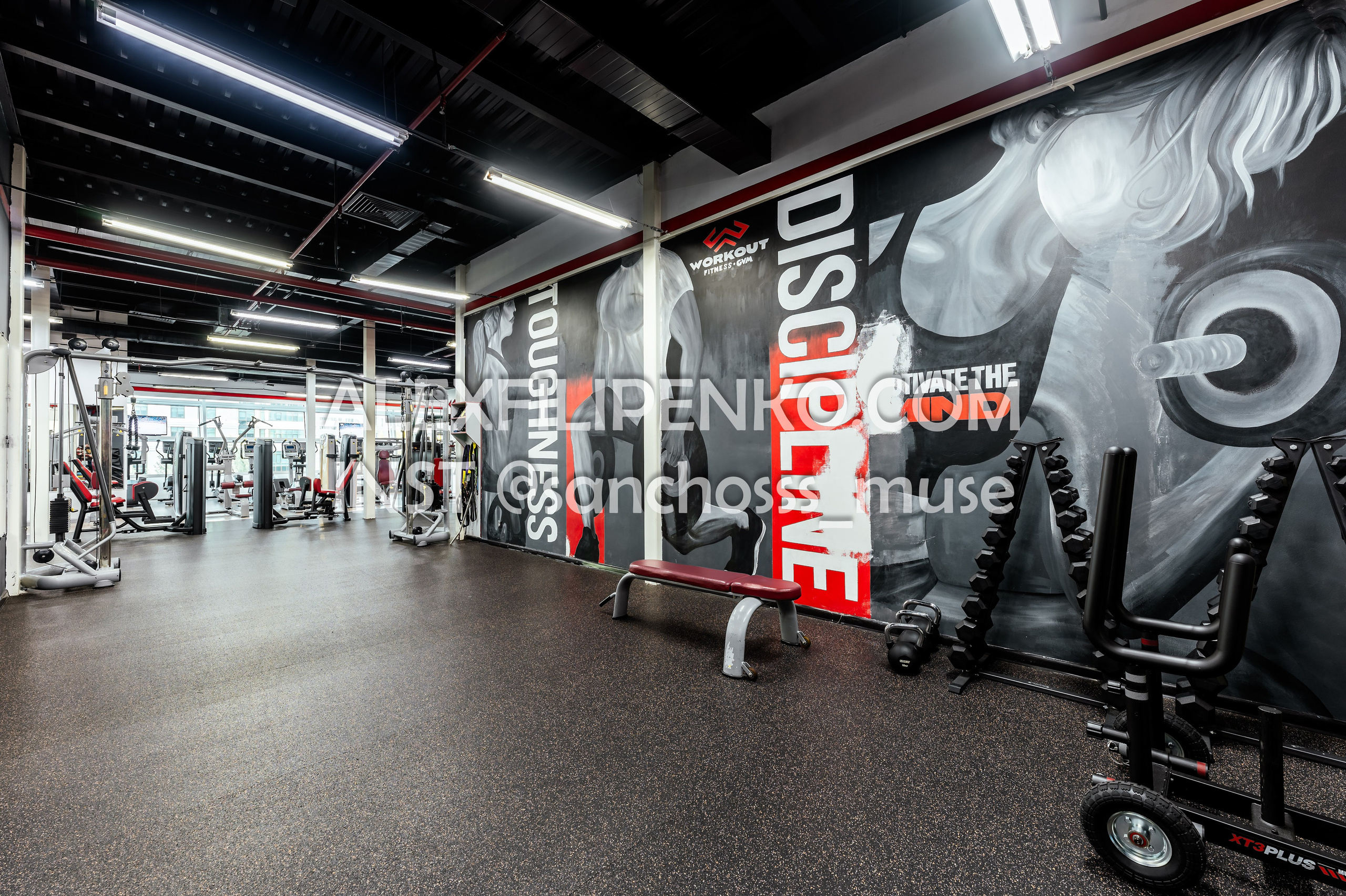 WORKOUT Достык 18. Фотограф интерьера недвижимости и архитектуры в Астане