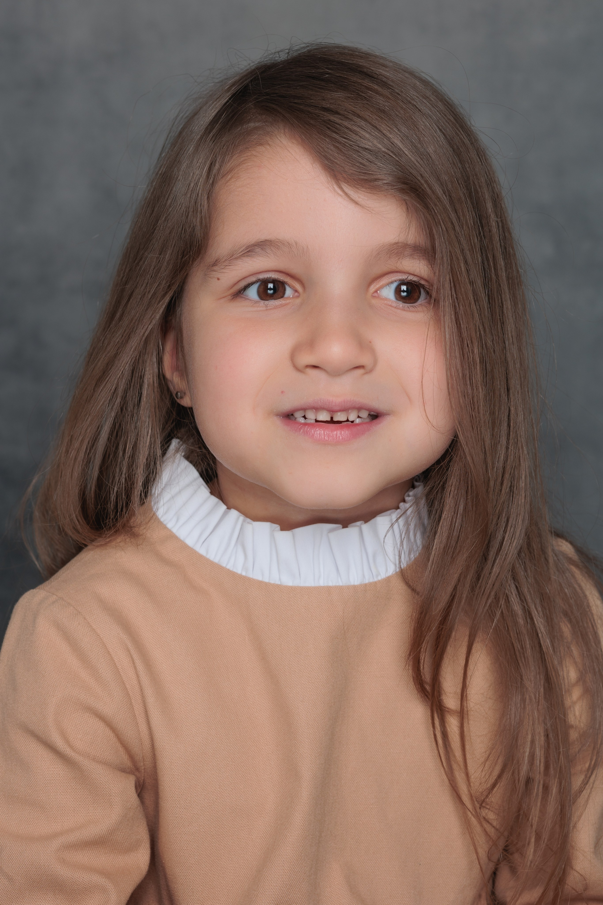 НАОМИ. Я фотограф из Москвы к Вашим услугам