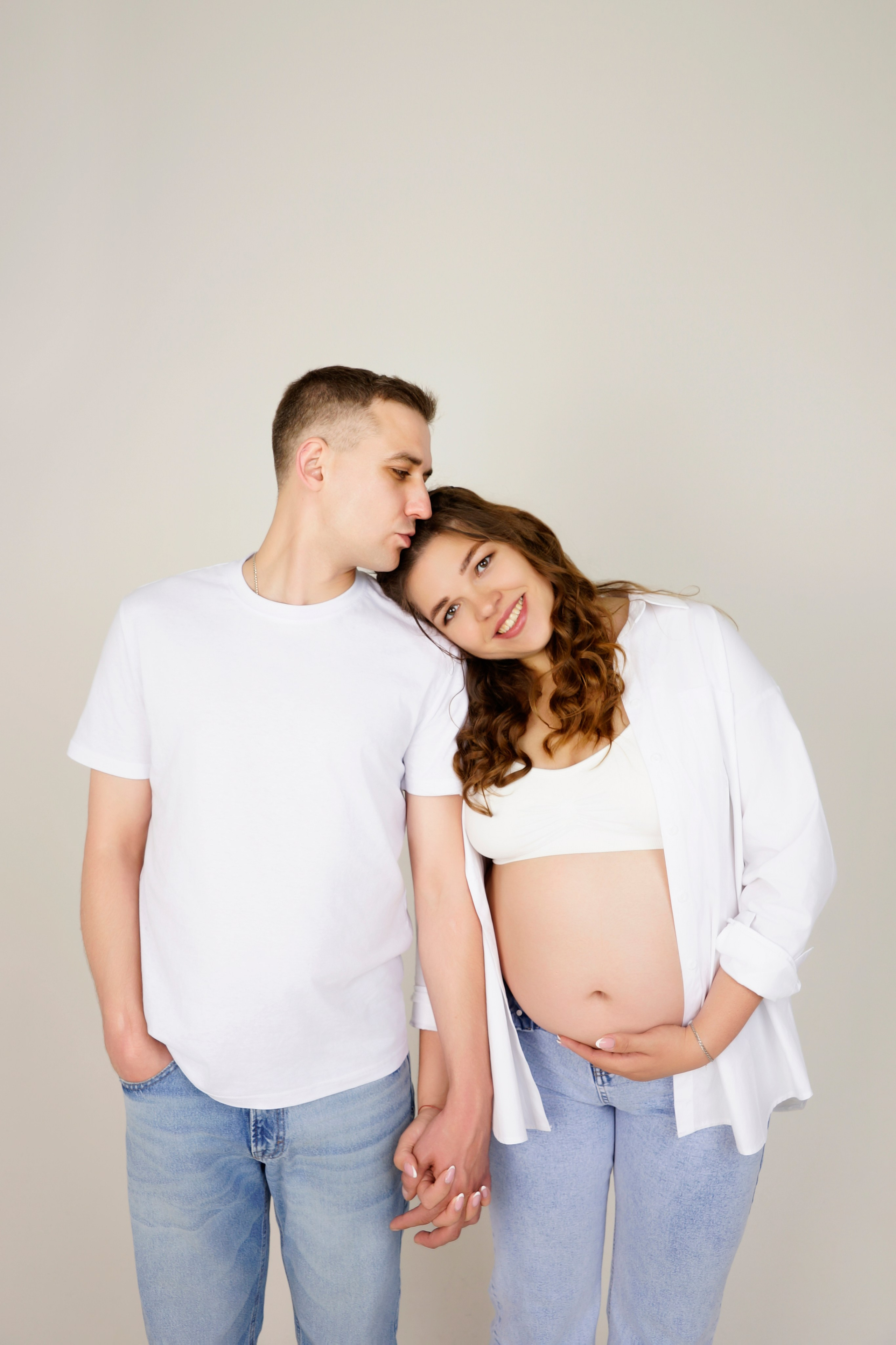 Съёмка беременности в моей фотостудии «НЕБО». Женский фотограф в Химках Алёна Ленёва