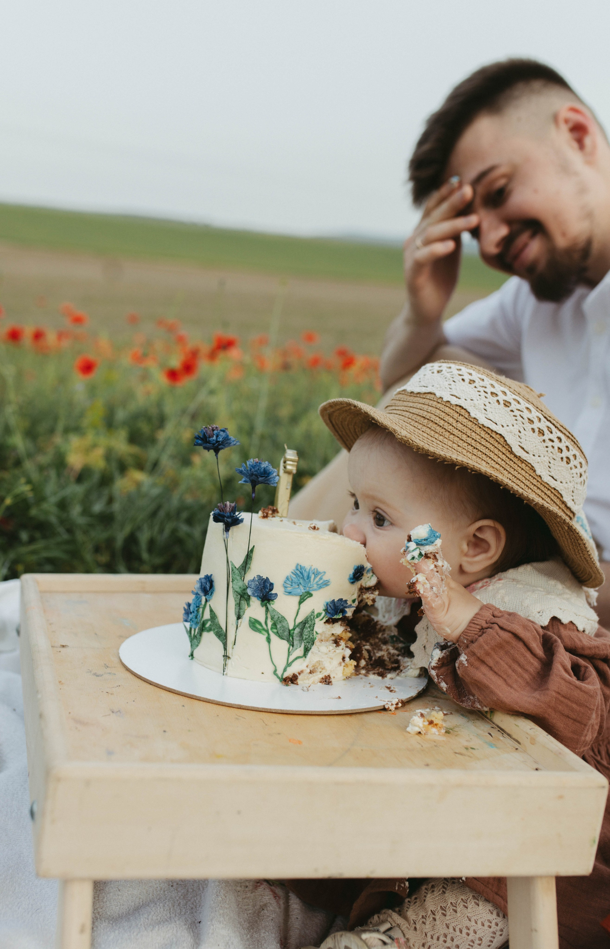 Годик на природе. Фотограф новорожденных и семей с детьми Севастополь