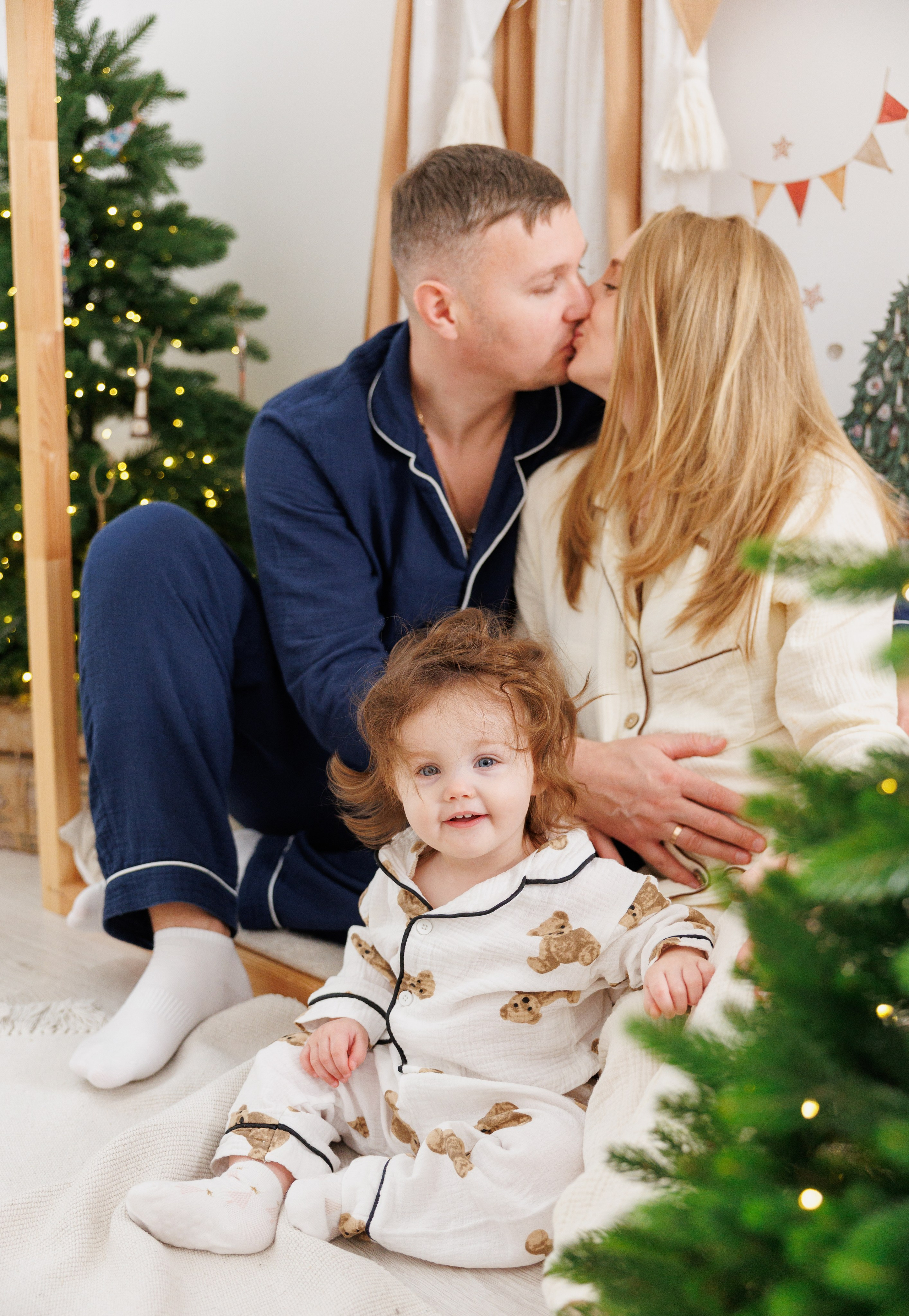 Мия 1 годик и Новый год SWEET HOME KIDS. Kharchenkotatianaweddingphoto