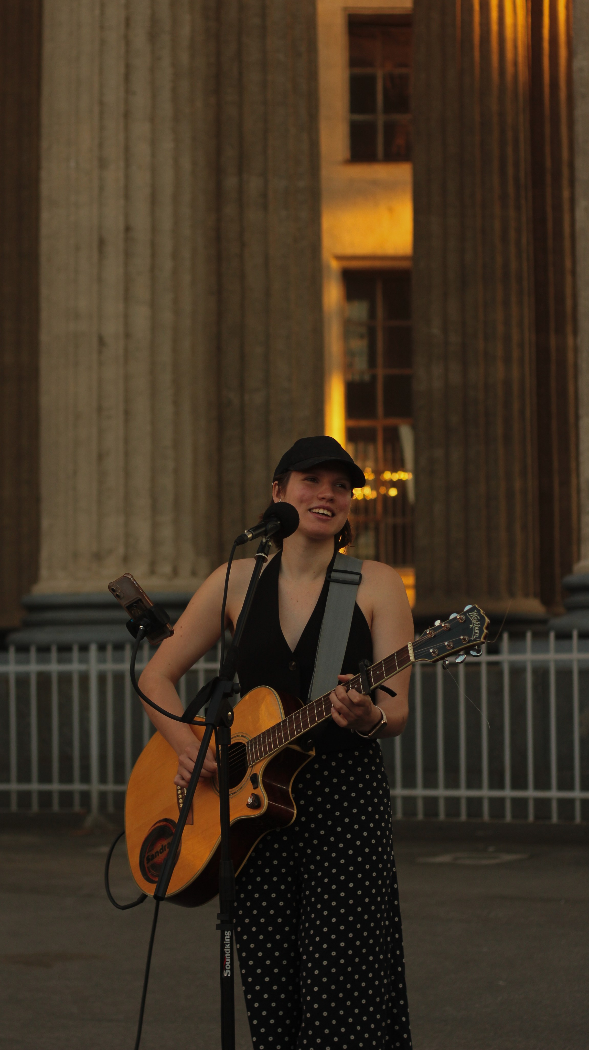 Казанский собор и Дом Книги. Портретный фотограф DanilNabody