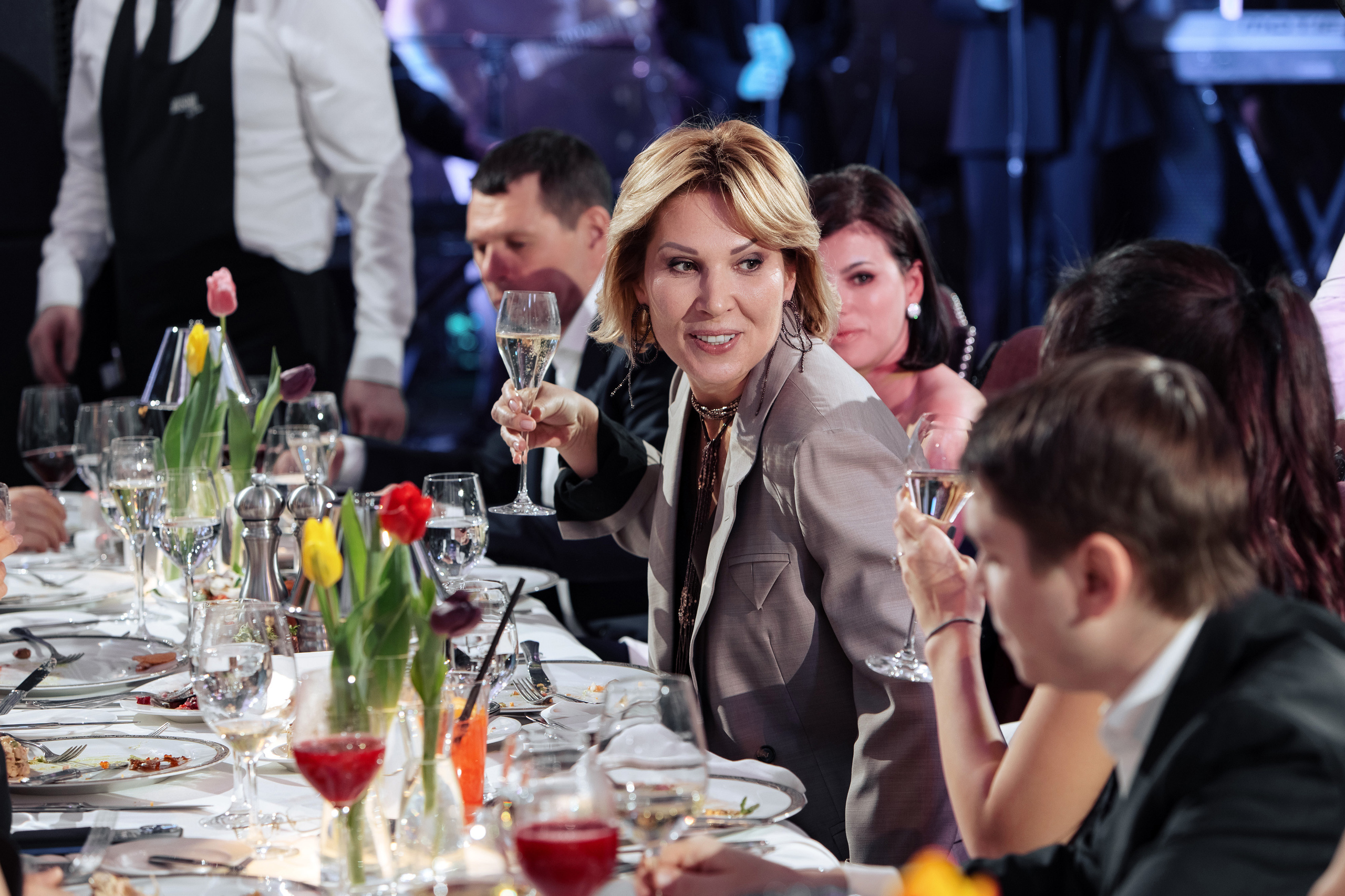 Ресторан BOLSHOI. Юбилей. Свадебный репортажный фотограф в Москве