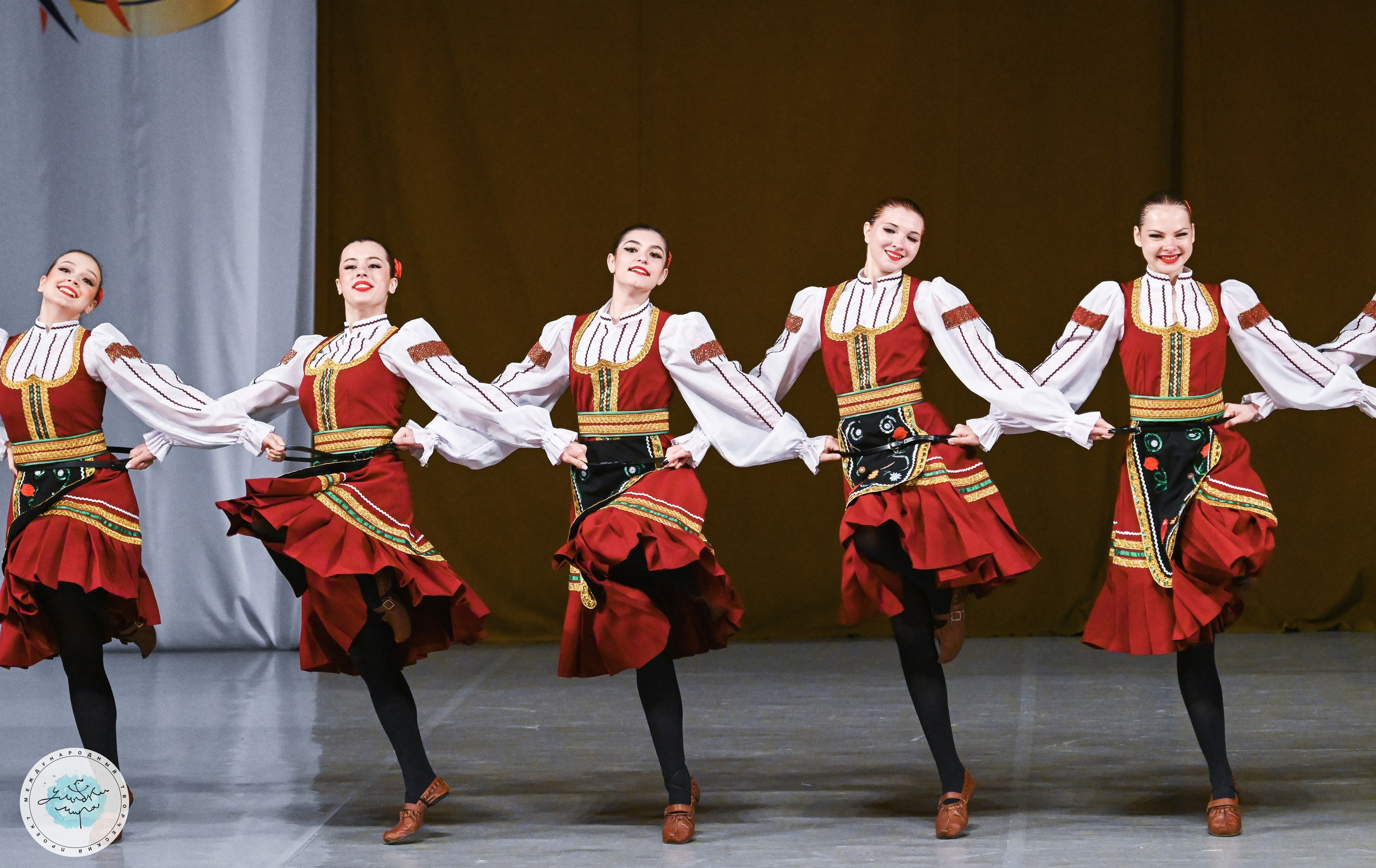 08.07.2025 «Улыбки Мира» Финал Международного творческого проекта г. Санкт-Петербург. Медиастудия Фото Концепт