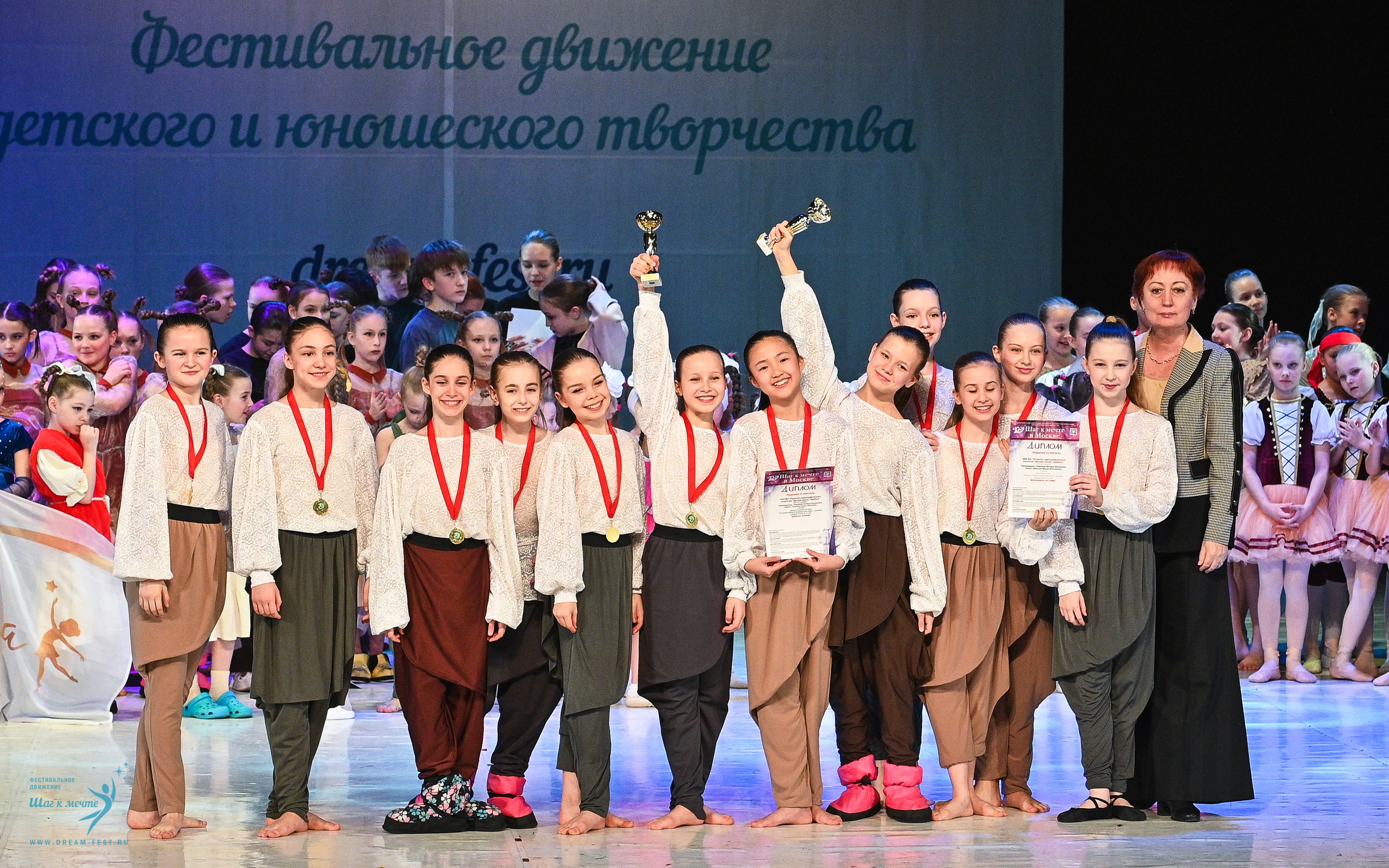 12.04.2025 Фестивальное движение «Шаг к мечте» г. Москва. Медиастудия Фото Концепт