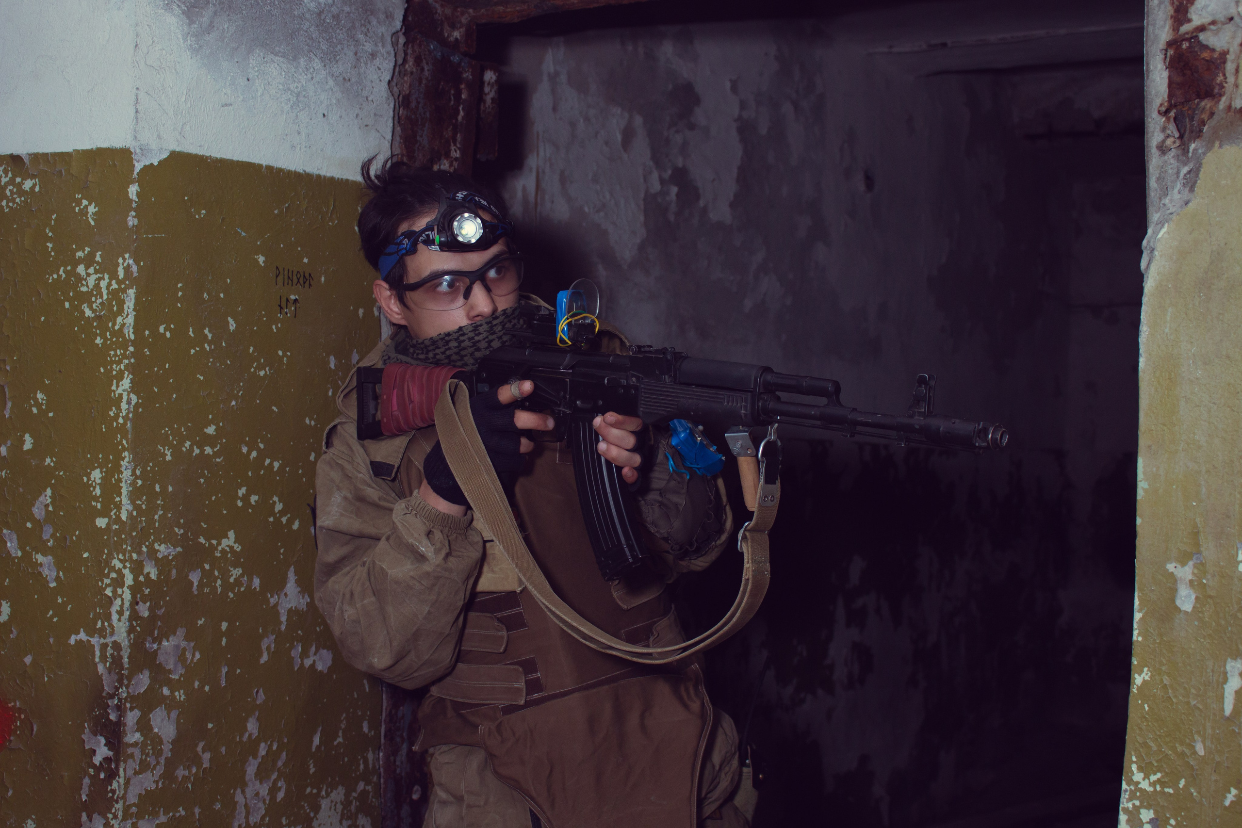 Игра Метро 2033 (ролевой проект посвящен вселенной «Метро 2033»). Фотограф и ретушер в городе Ростове-на-Дону Слукина Анна