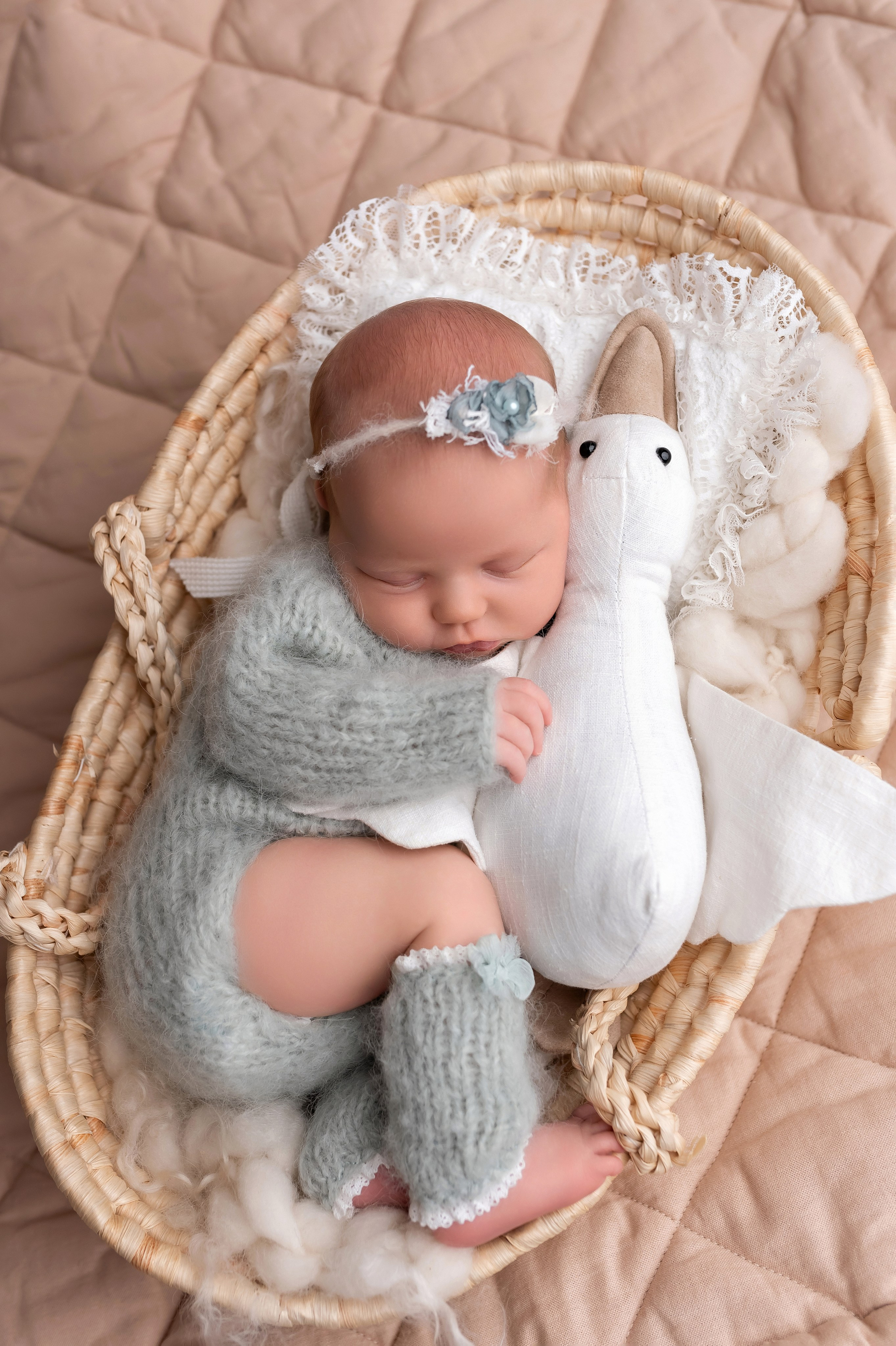 Новорождённые девочки. Детский фотограф новорождённых в Минске Боровик Екатерина