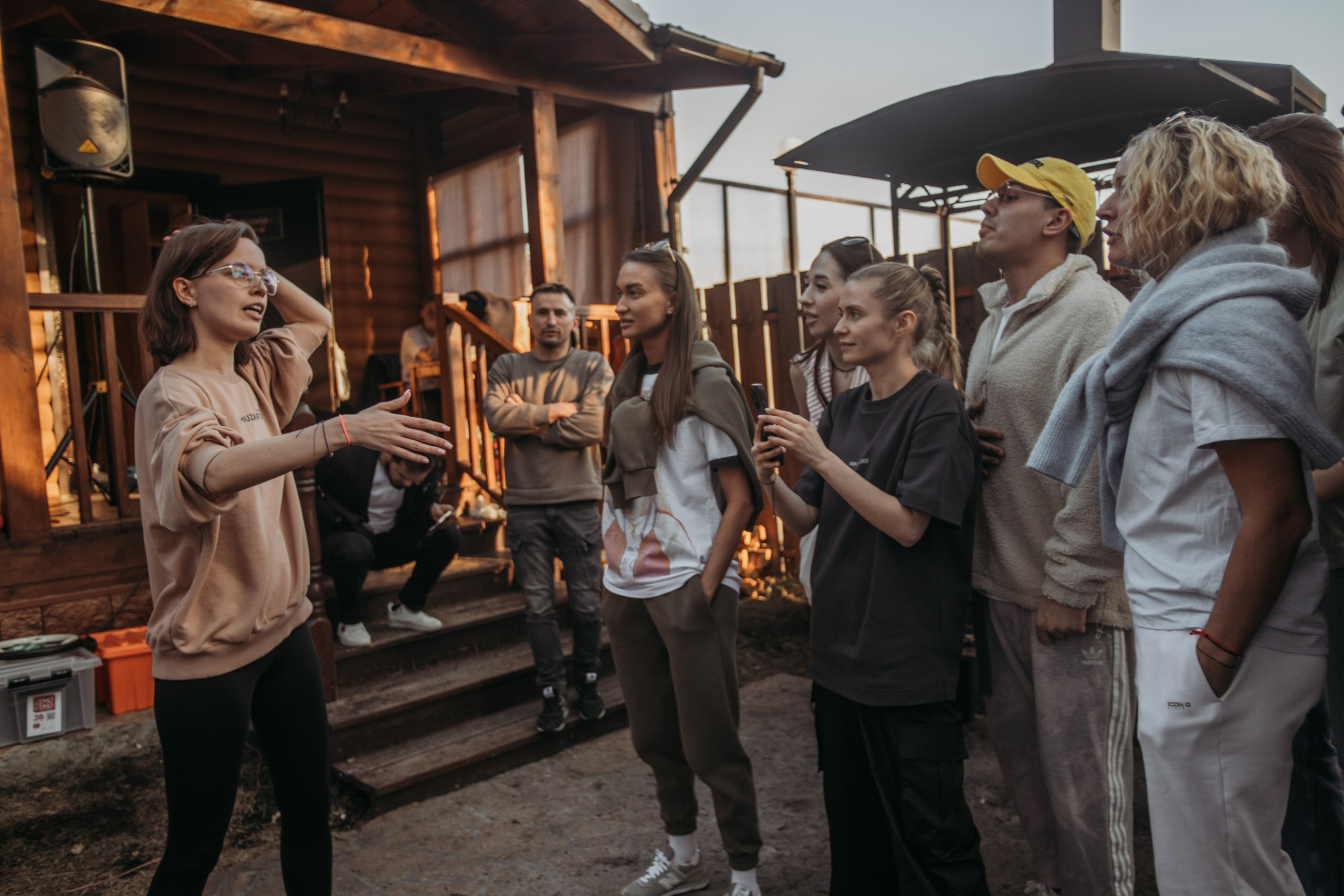 Корпоратив Muza_Arts. Венера Гайн. Репортажный фотограф  Тюмень. Обучение фотографии с 0