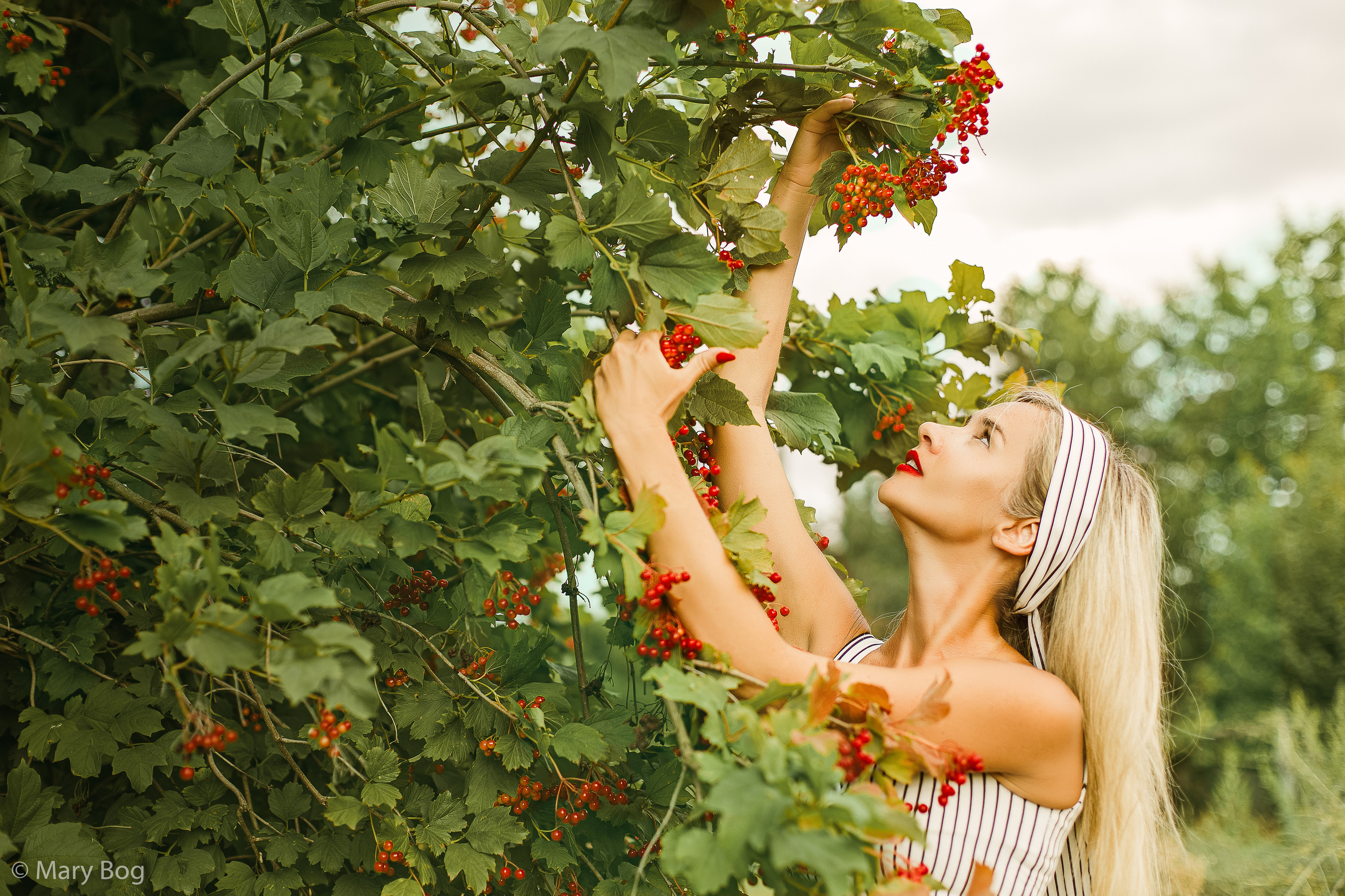 Индивидуальная женская фотосессия. Семейный и свадебный фотограф в Волгограде Мария Богданова