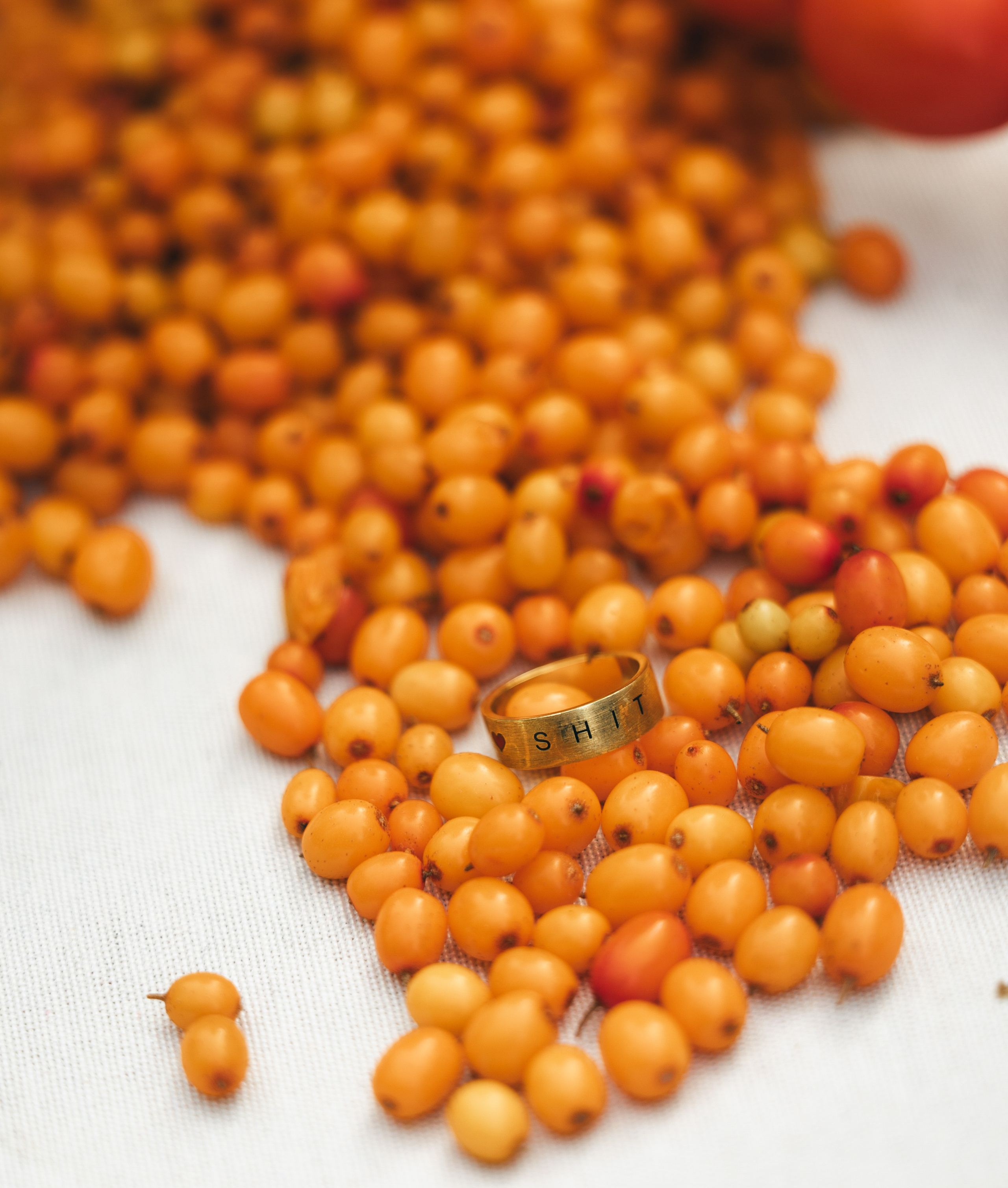 ПАРОЧКА В ЖЕЛТЫХ САПОЖКАХ С РАЙОНА