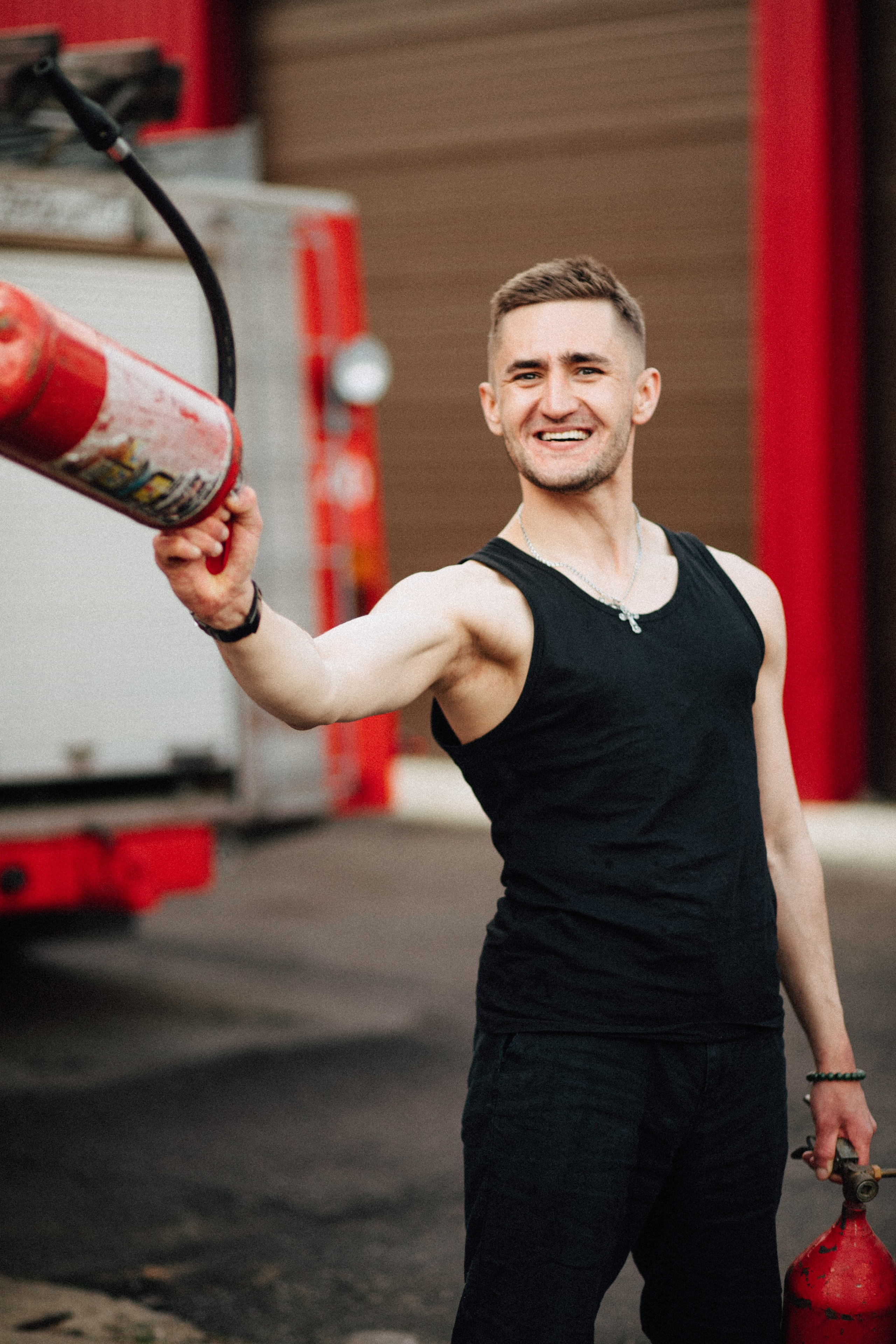 ПОЖАРНАЯ МАШИНА. Елизавета Федотова | фэшн-фотограф