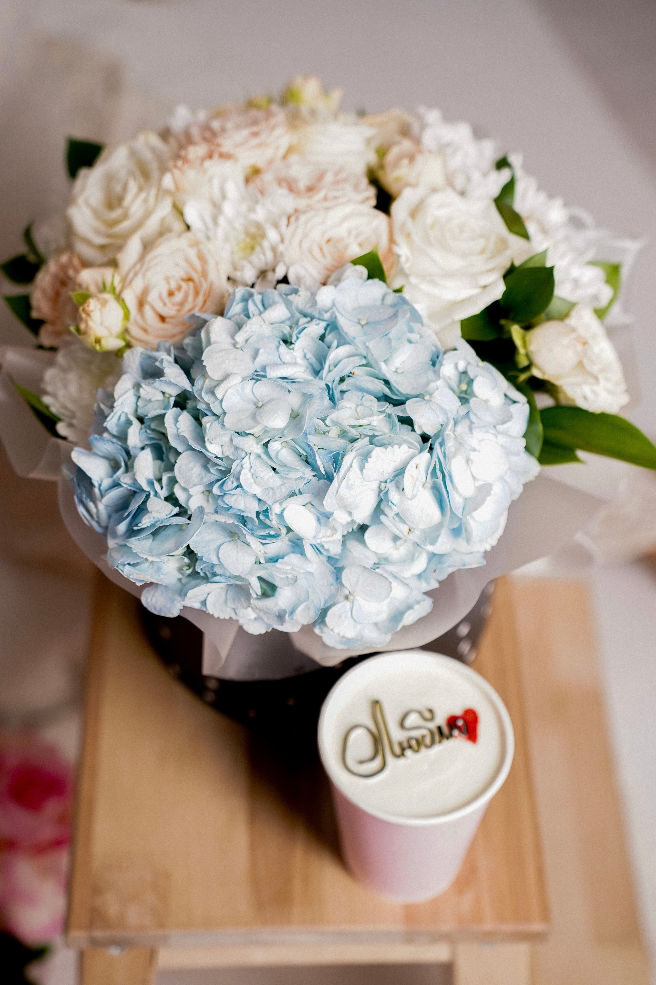 Съемка для цветочного магазина «Престиж Флора». Свадебный видеограф, рилсмейкер, фотограф в Когалыме Меркулова Диана