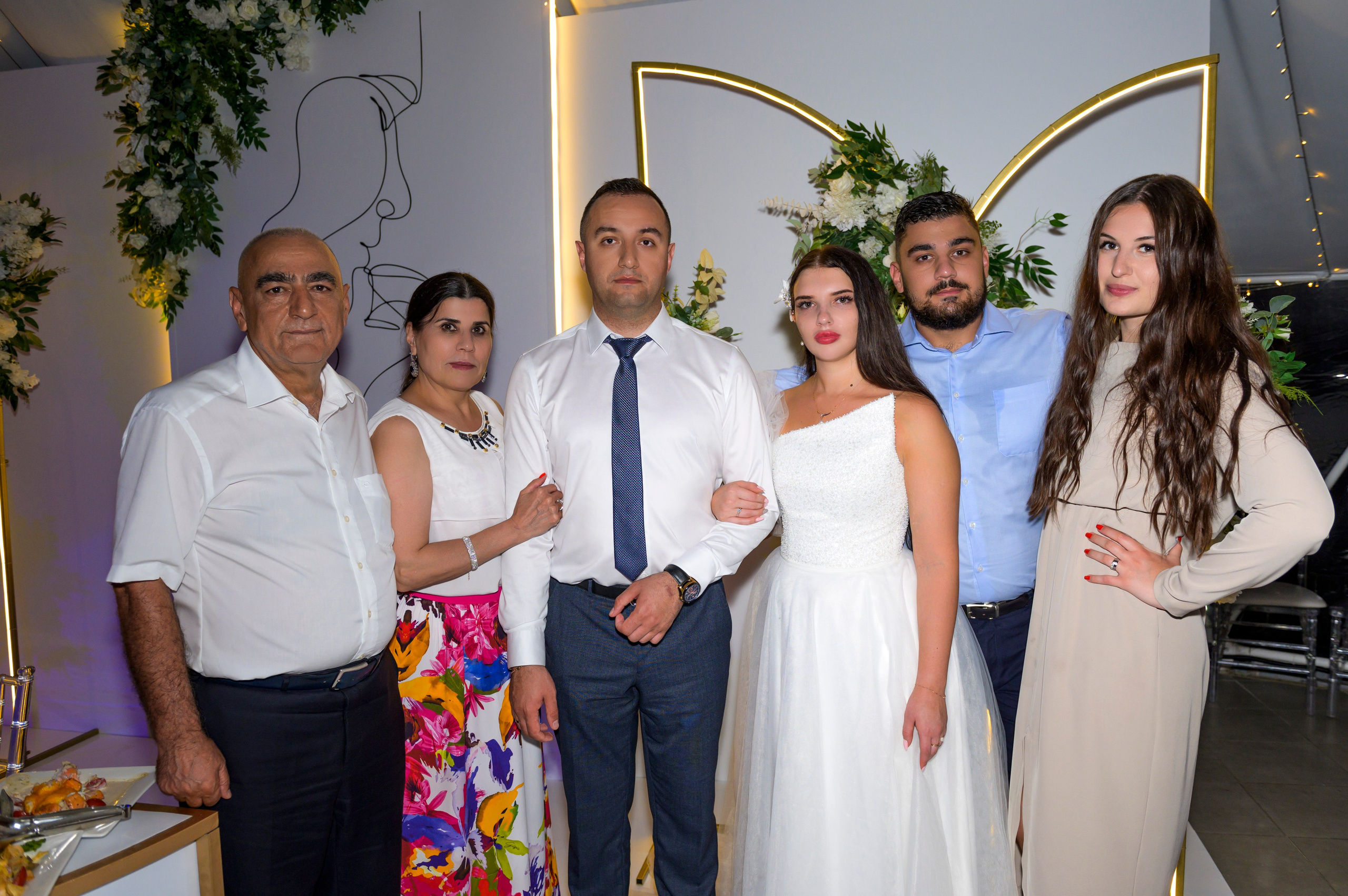 Алина и Адем. Свадебный банкет. Семейный и свадебный фотограф во Владивостоке