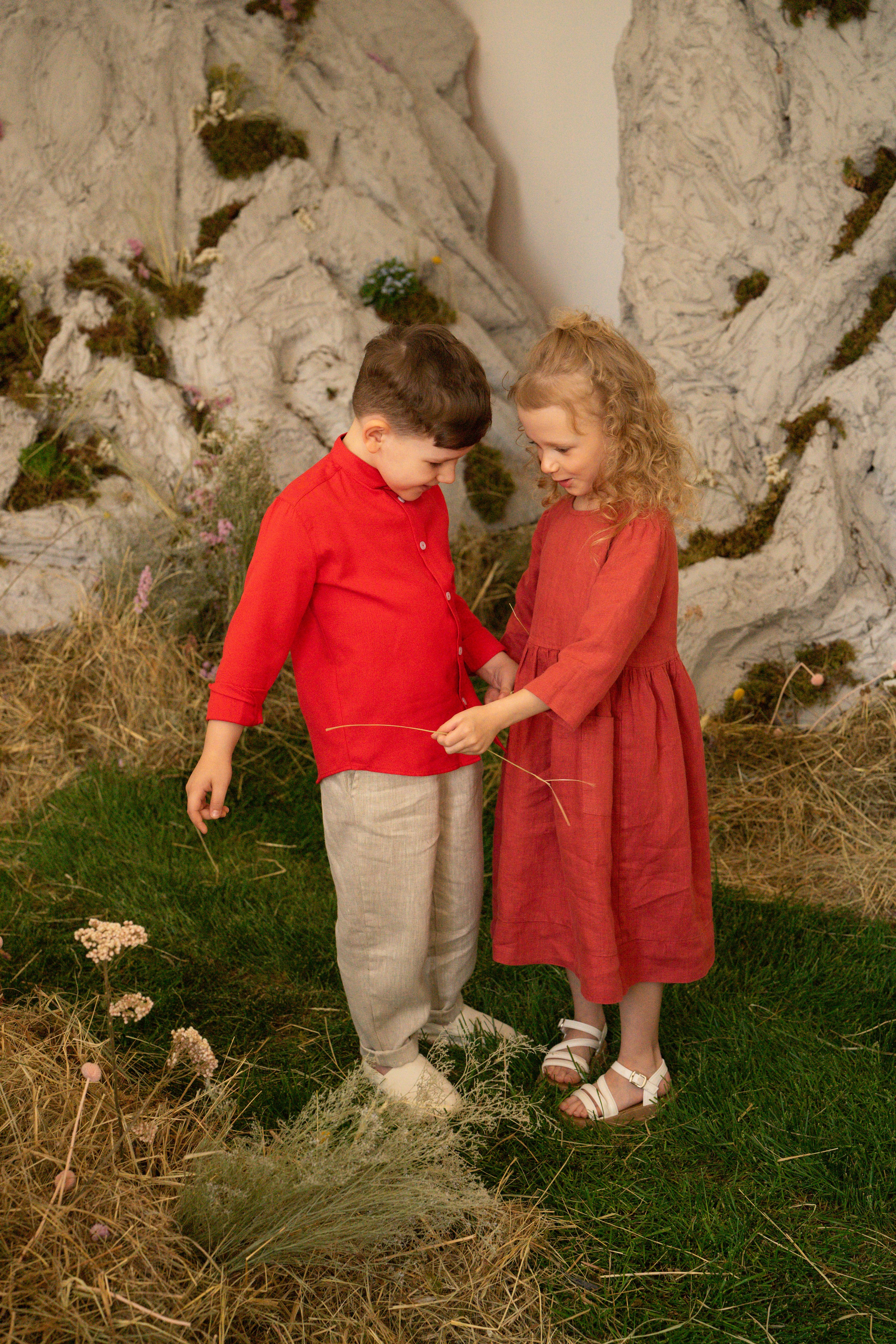 Маленькие садоводы. Ваш фотограф Tetiana Kolos, найду самый удачный ракурс и словлю момент