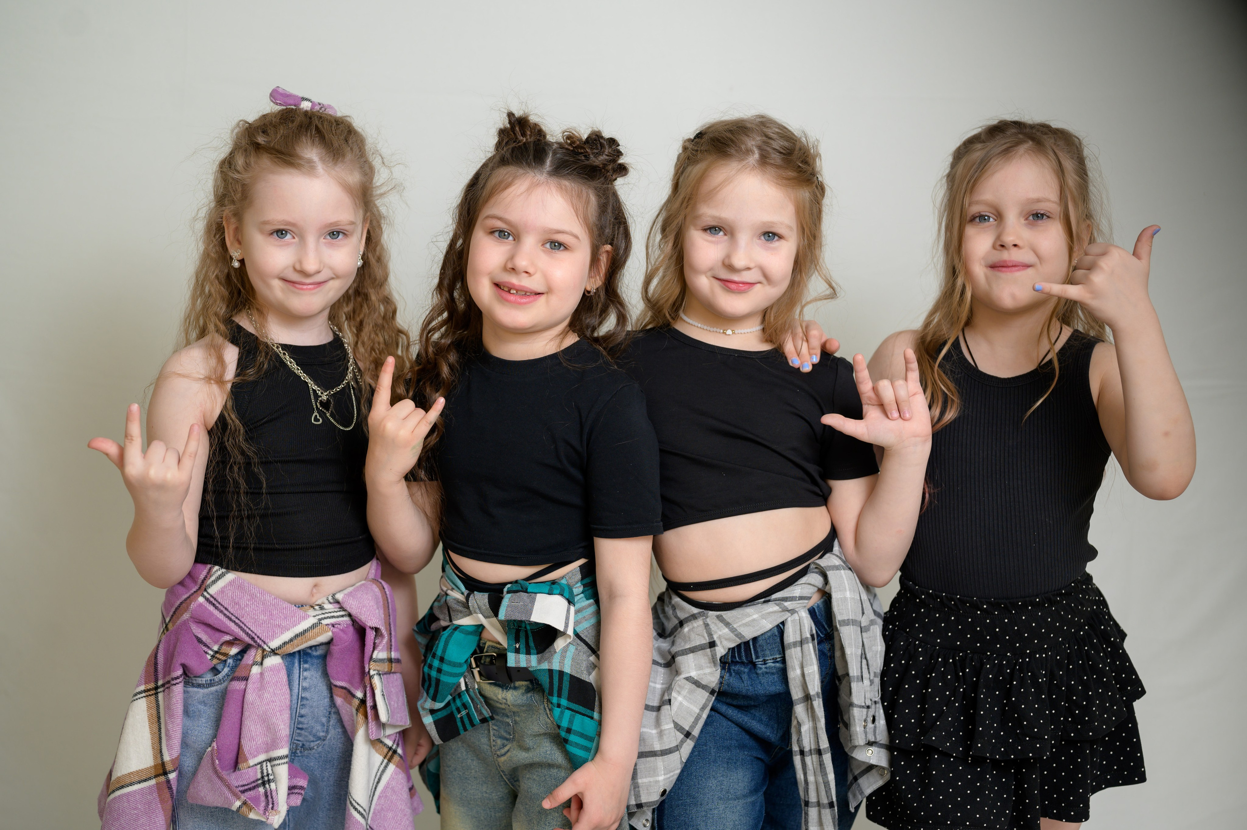 Д/с№ 3к3 группа «Фантазёры» (индивидуальный дизайн) + рисунки детей. Фотограф новорожденных, семейный детский в Тюмени Татьяна Морозова