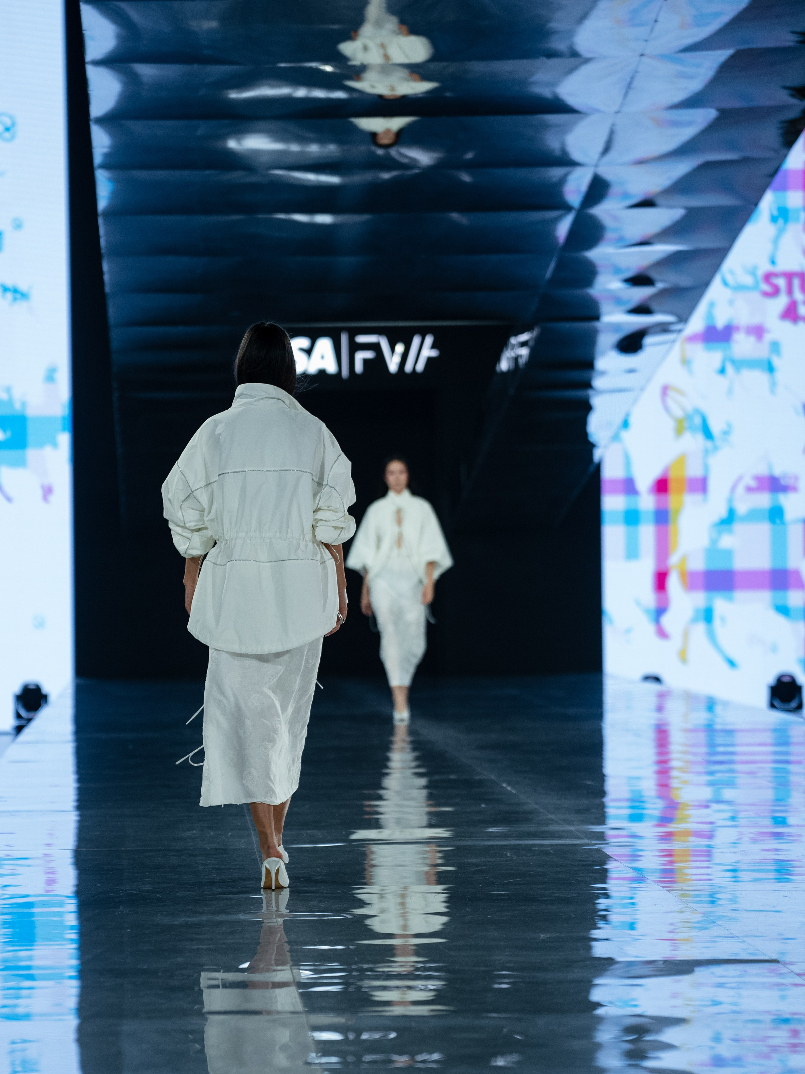 Visa Fashion Week Studio 4353. Сайт Алматинского НЮ АРТ, будуар и фэшн фотографа Дениса Карпенко