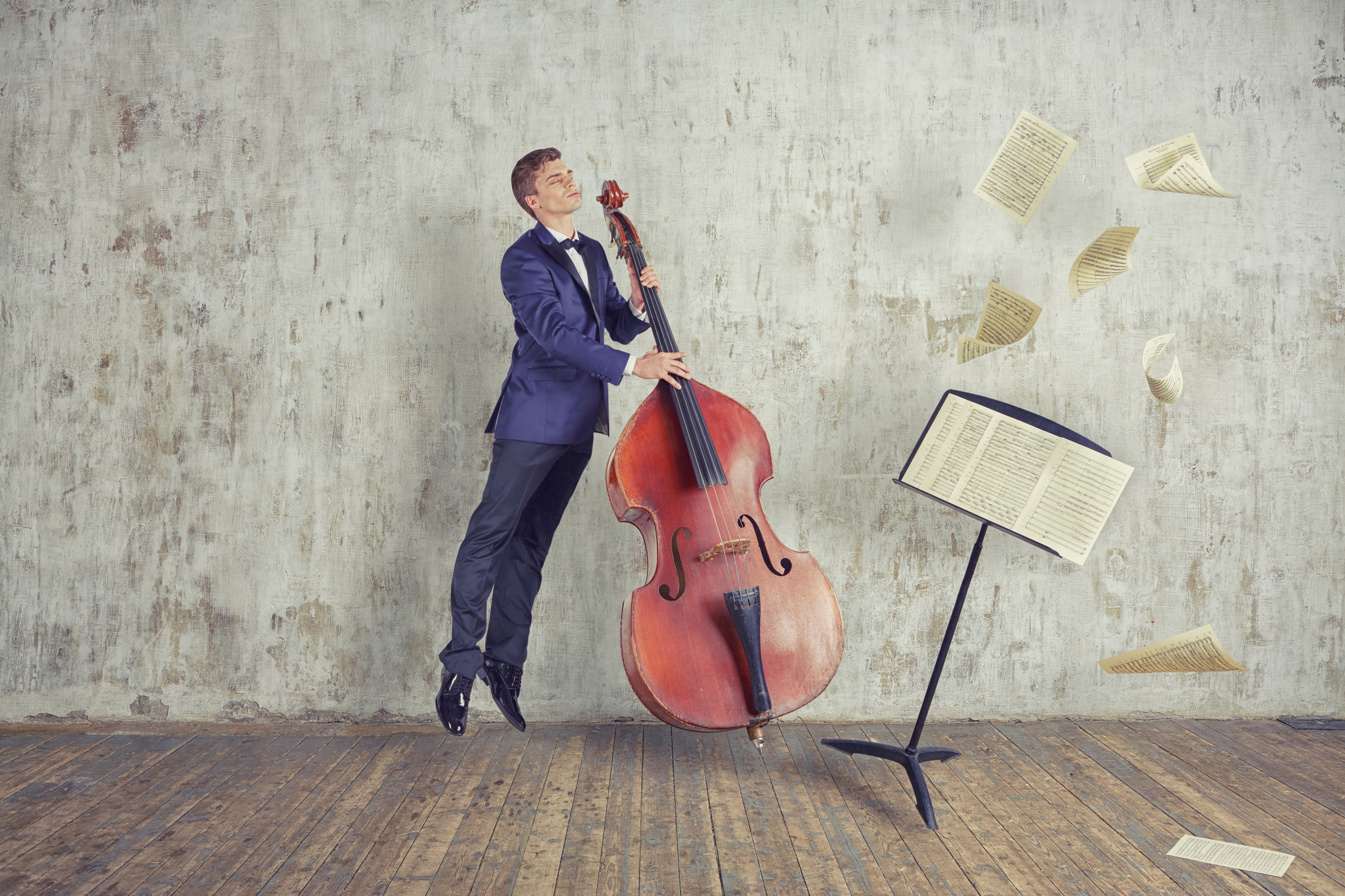 Левитация. Профессиональный репортажный и студийный фотограф в Москве