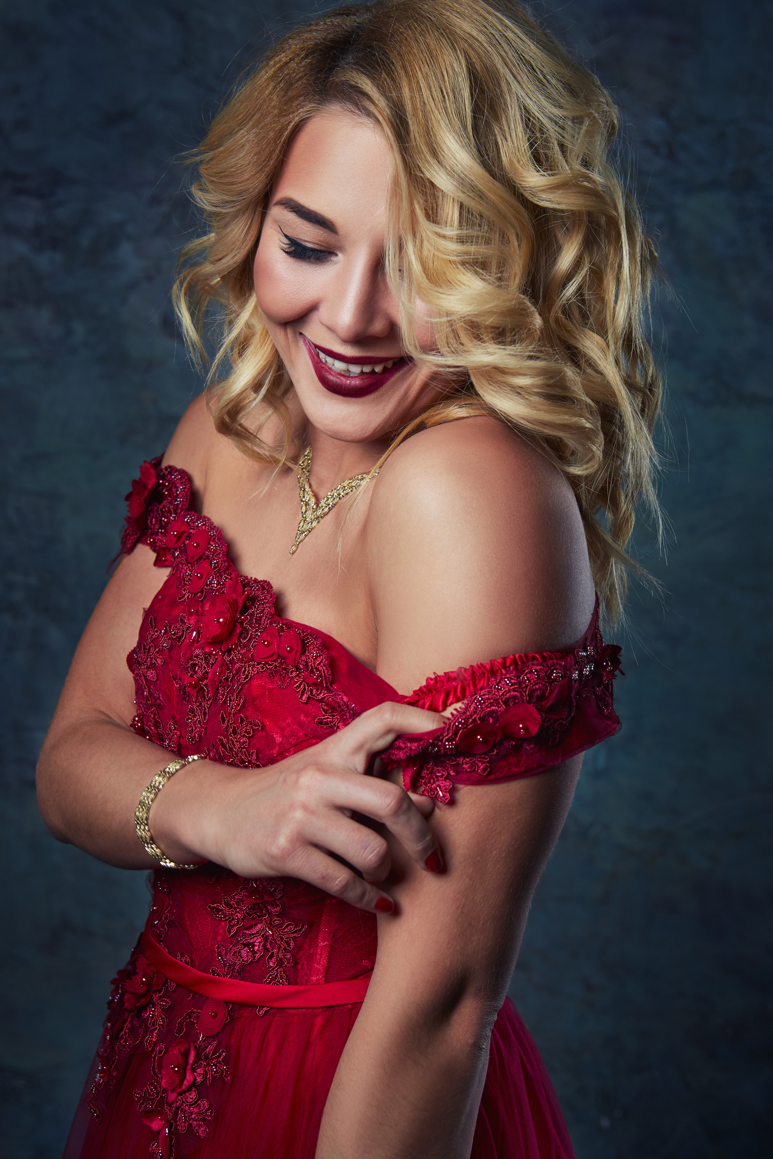 Портреты. Профессиональный репортажный и студийный фотограф в Москве