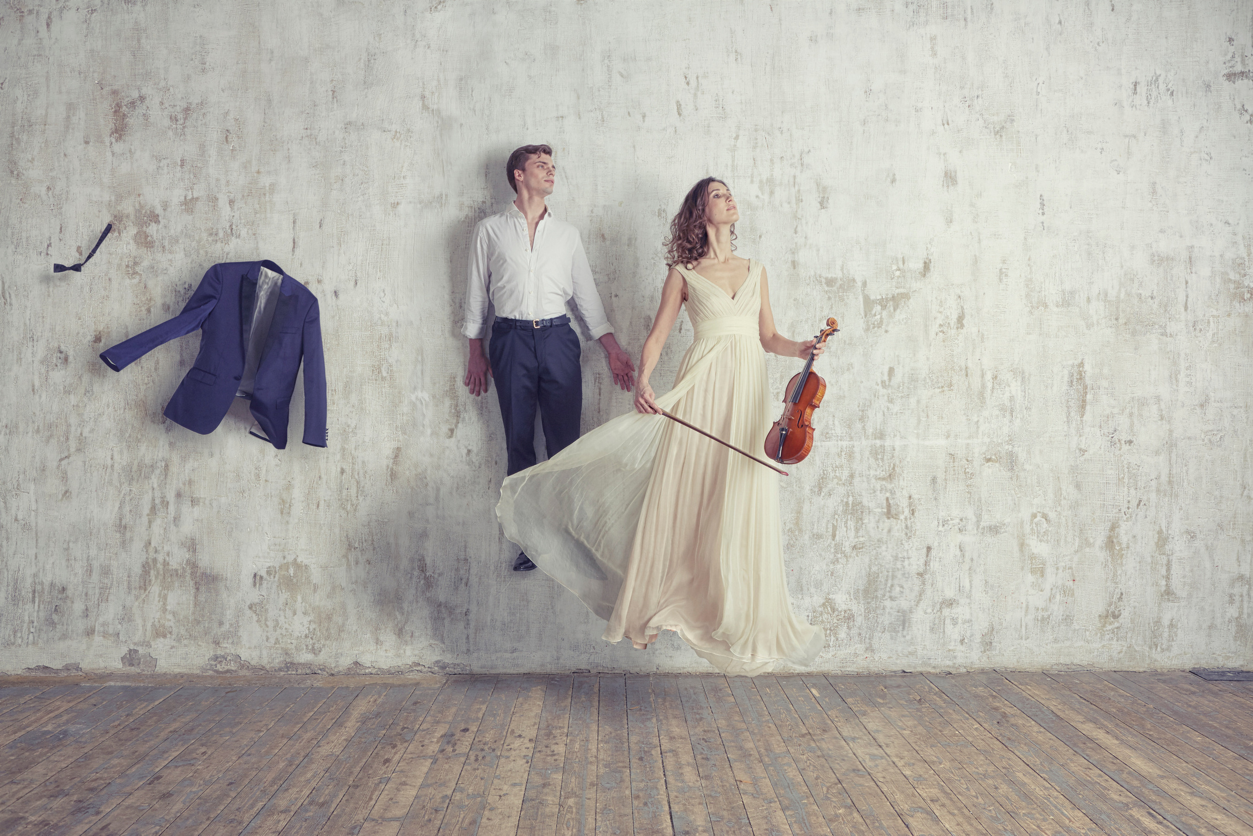 Левитация. Профессиональный репортажный и студийный фотограф в Москве