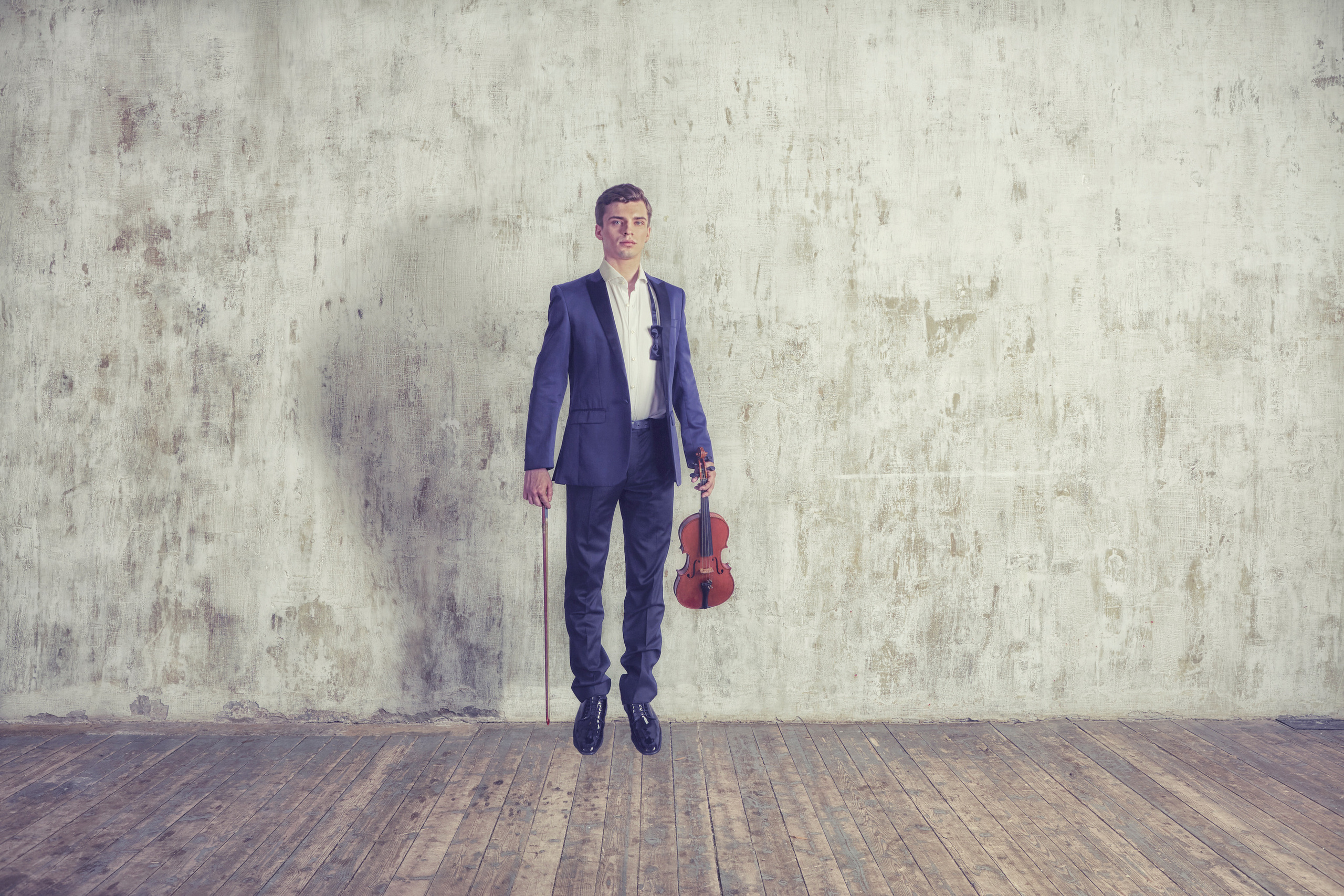 Левитация. Профессиональный репортажный и студийный фотограф в Москве