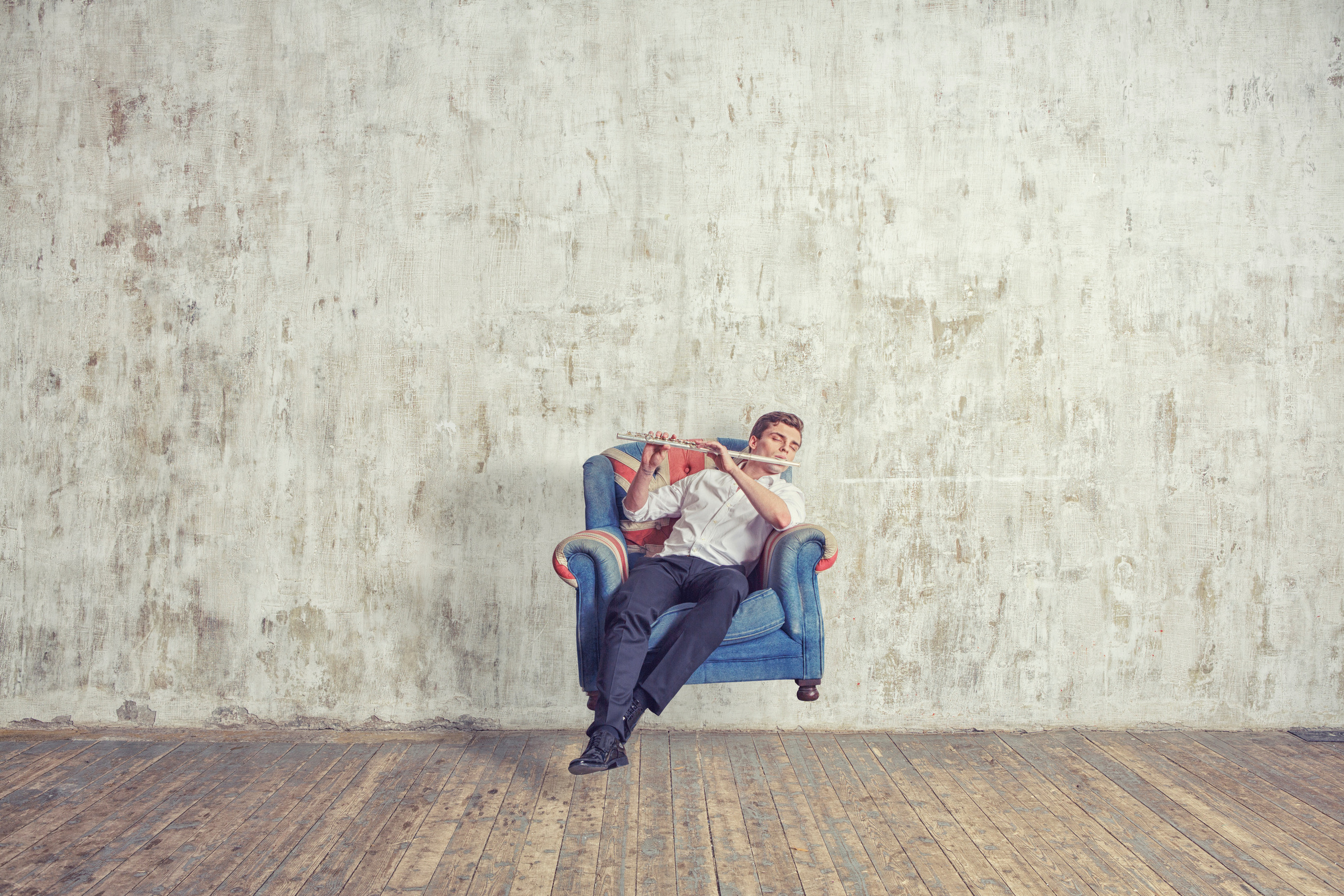 Левитация. Профессиональный репортажный и студийный фотограф в Москве