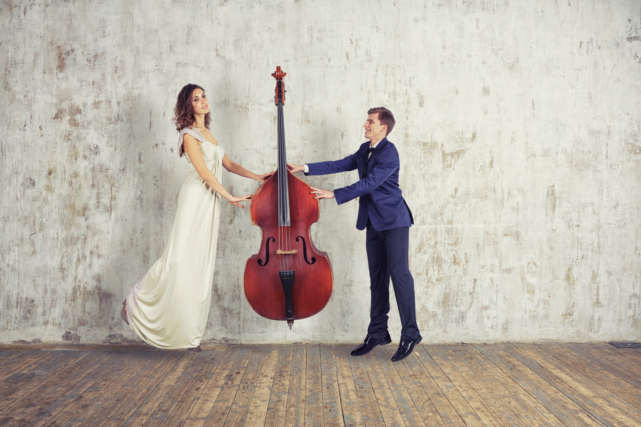 Левитация. Профессиональный репортажный и студийный фотограф в Москве